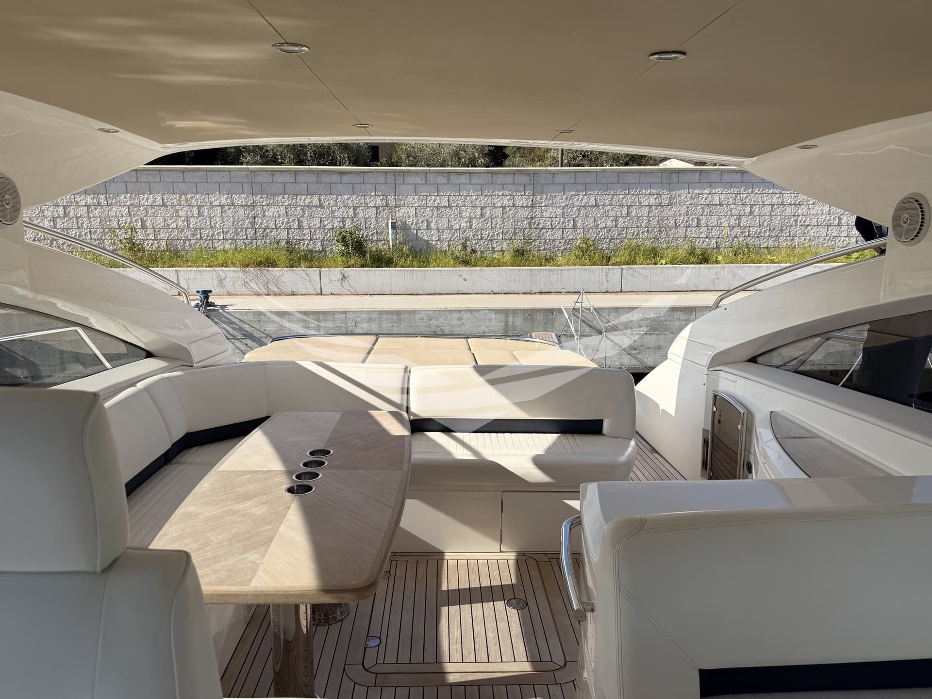 Princess Yachts V 53 usato - foto hero 13