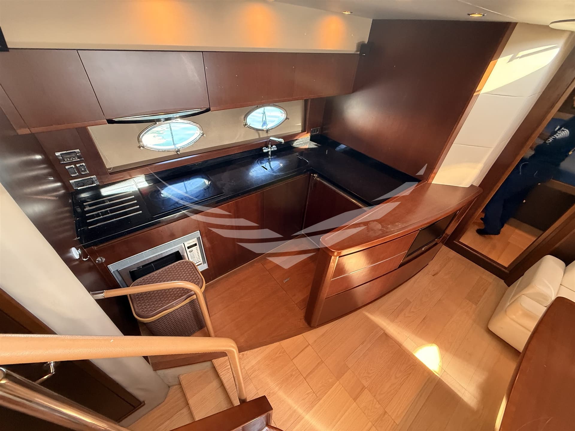 Princess Yachts V 53 usato - foto hero 17