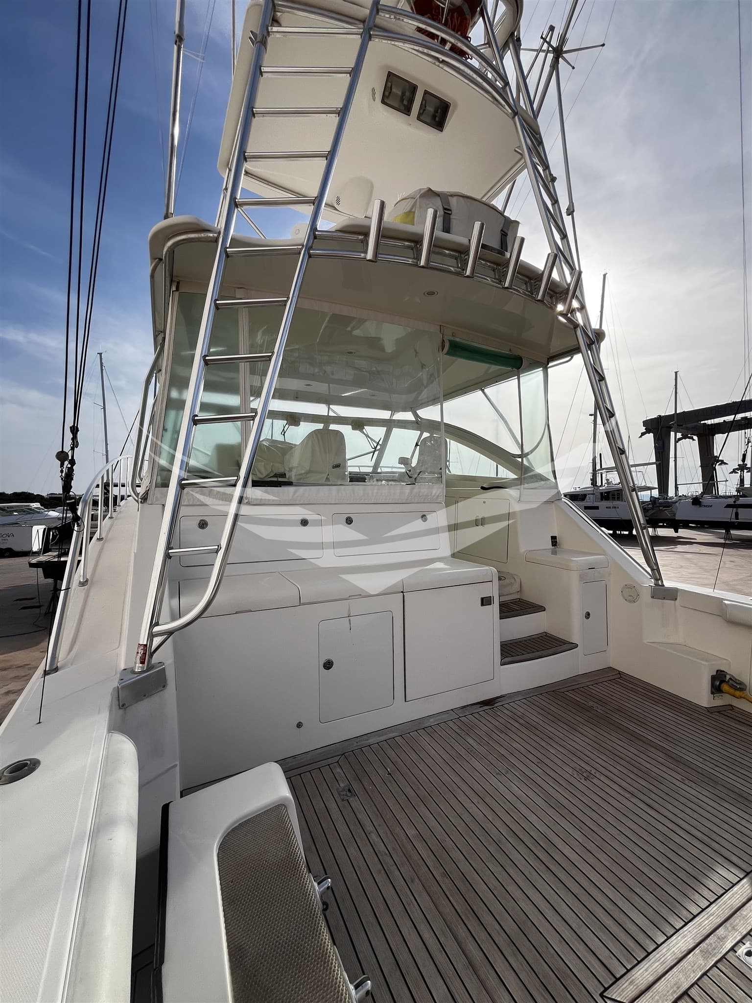 Cabo 45 Express usato - foto hero 15