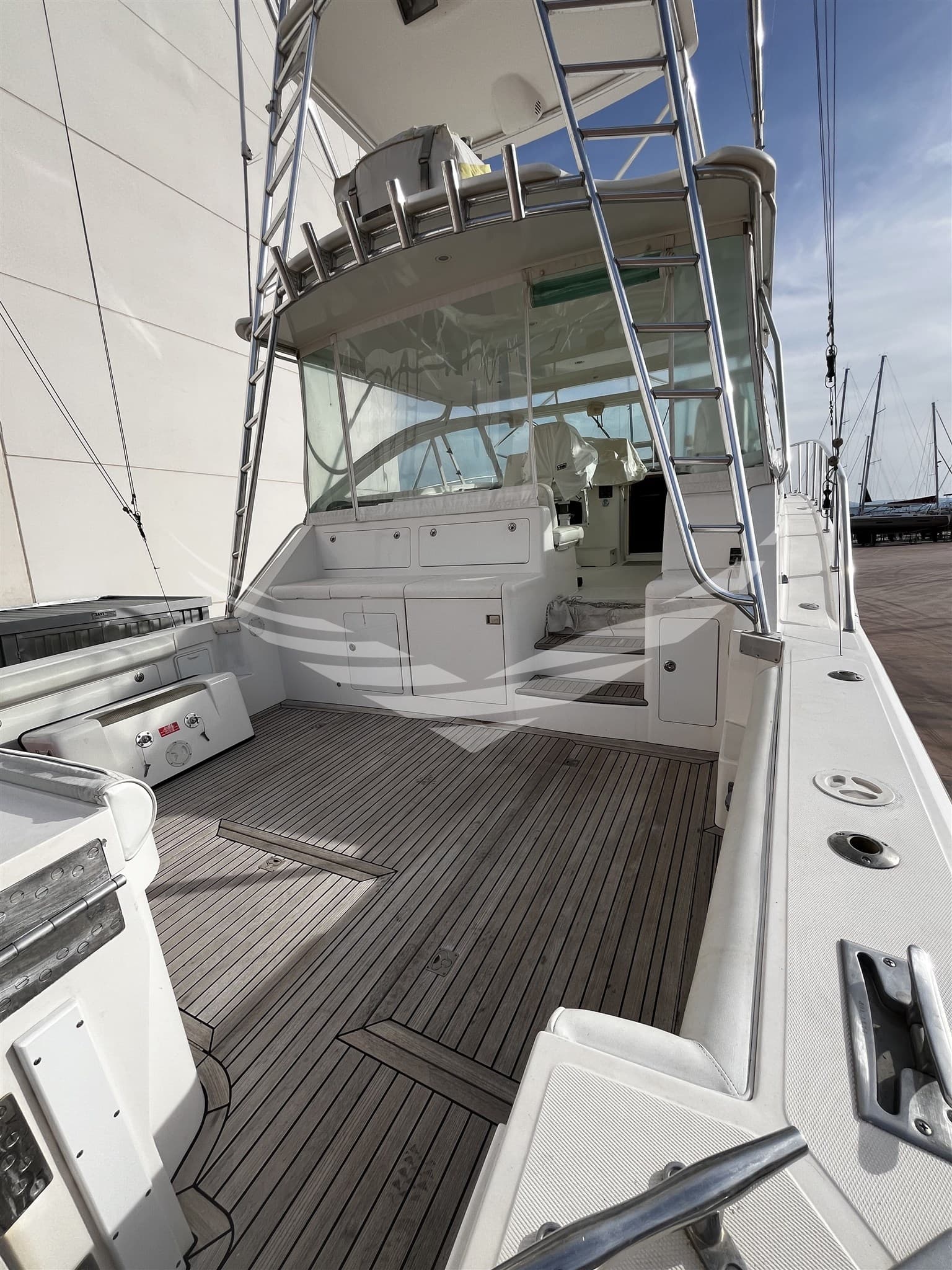 Cabo 45 Express usato - foto hero 16