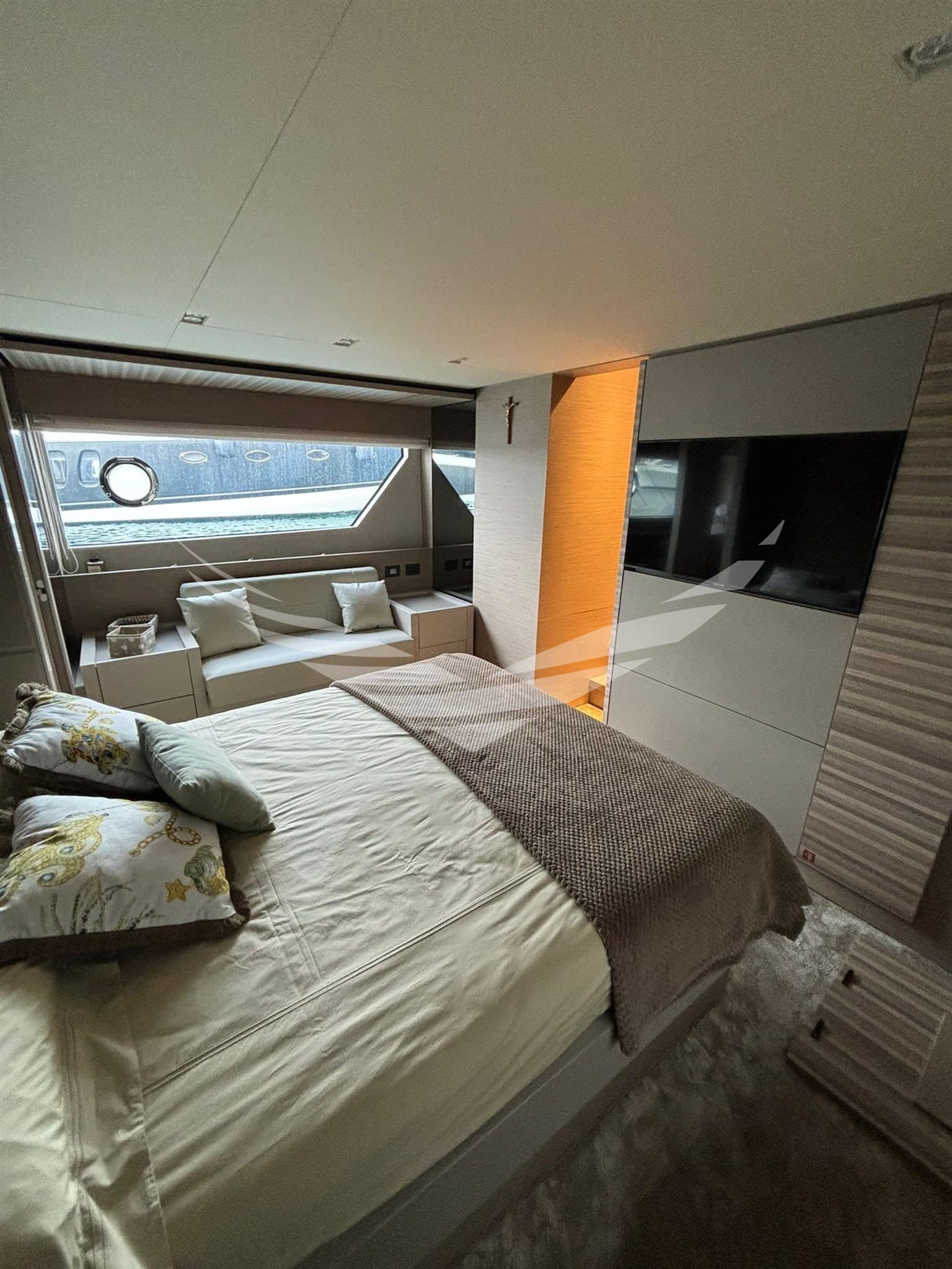 Ferretti 670 usato - foto hero 16