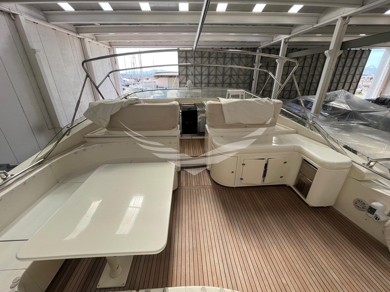 Custom Line Custom Line 94' - Deck View Custom Line Custom Line 94' - Deck View