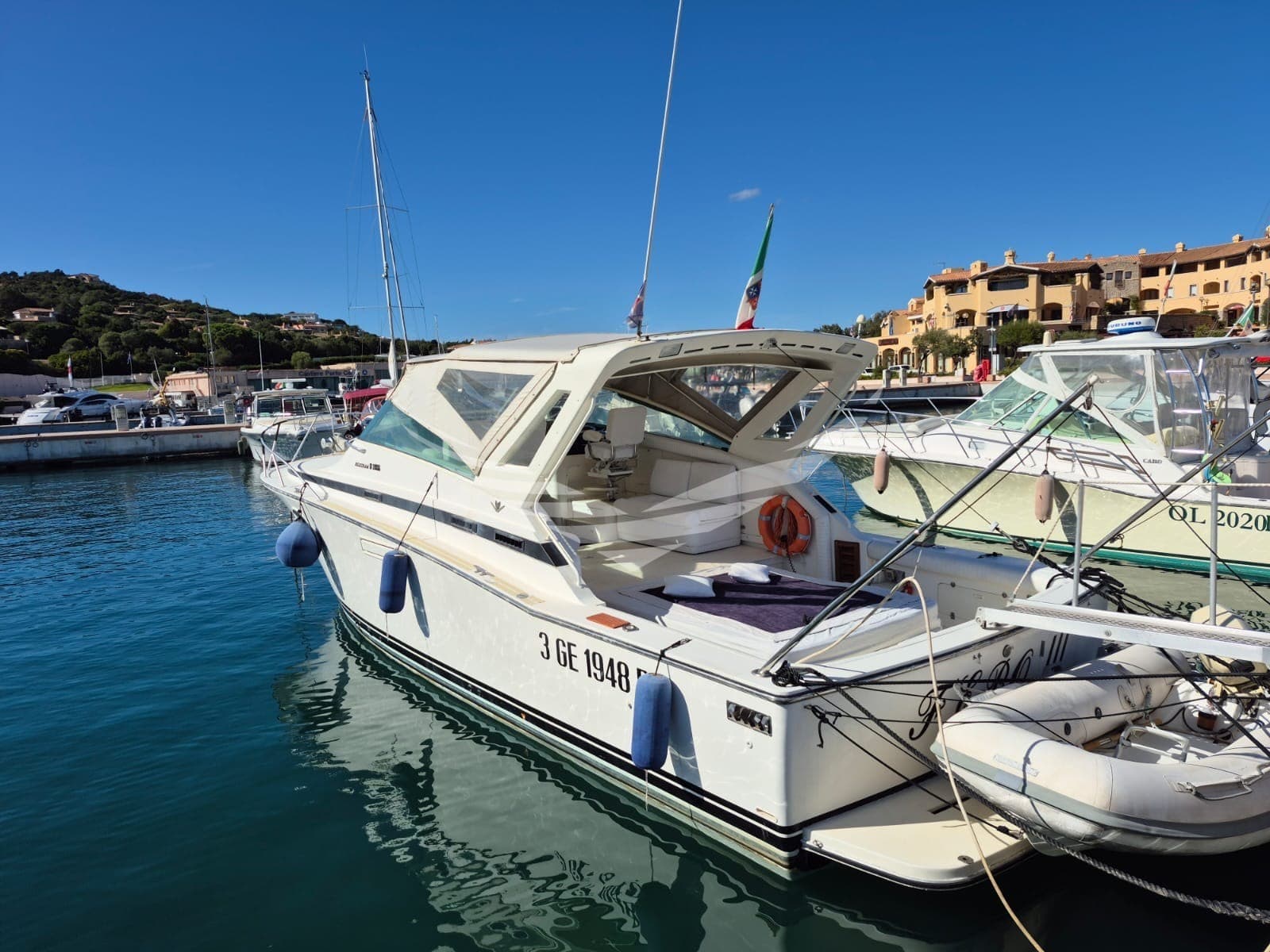 Bertram Yacht 38' Special usato - dettaglio 2