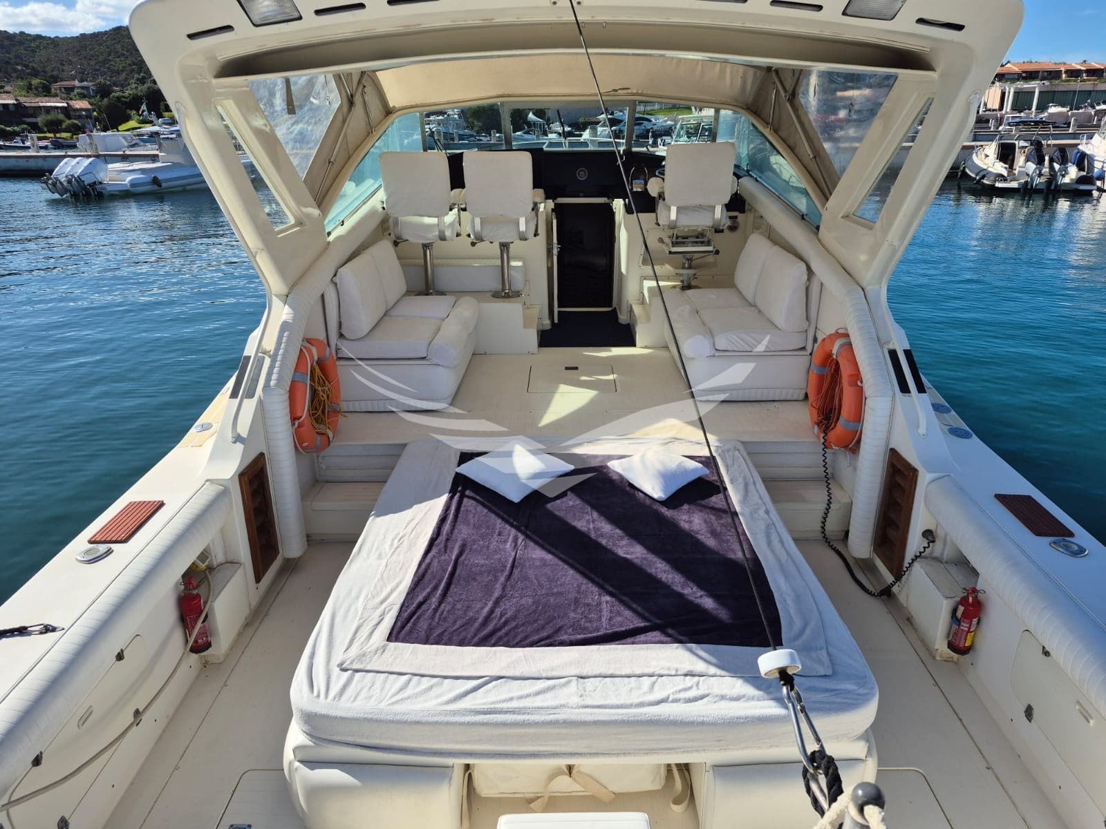 Bertram Yacht 38' Special usato - dettaglio 3