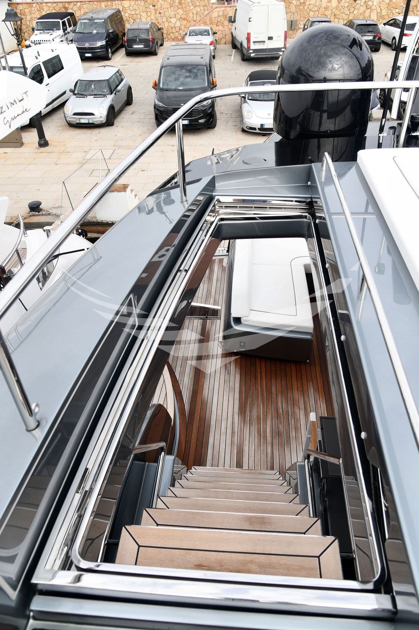 Riva 88 Folgore usato - foto hero 12