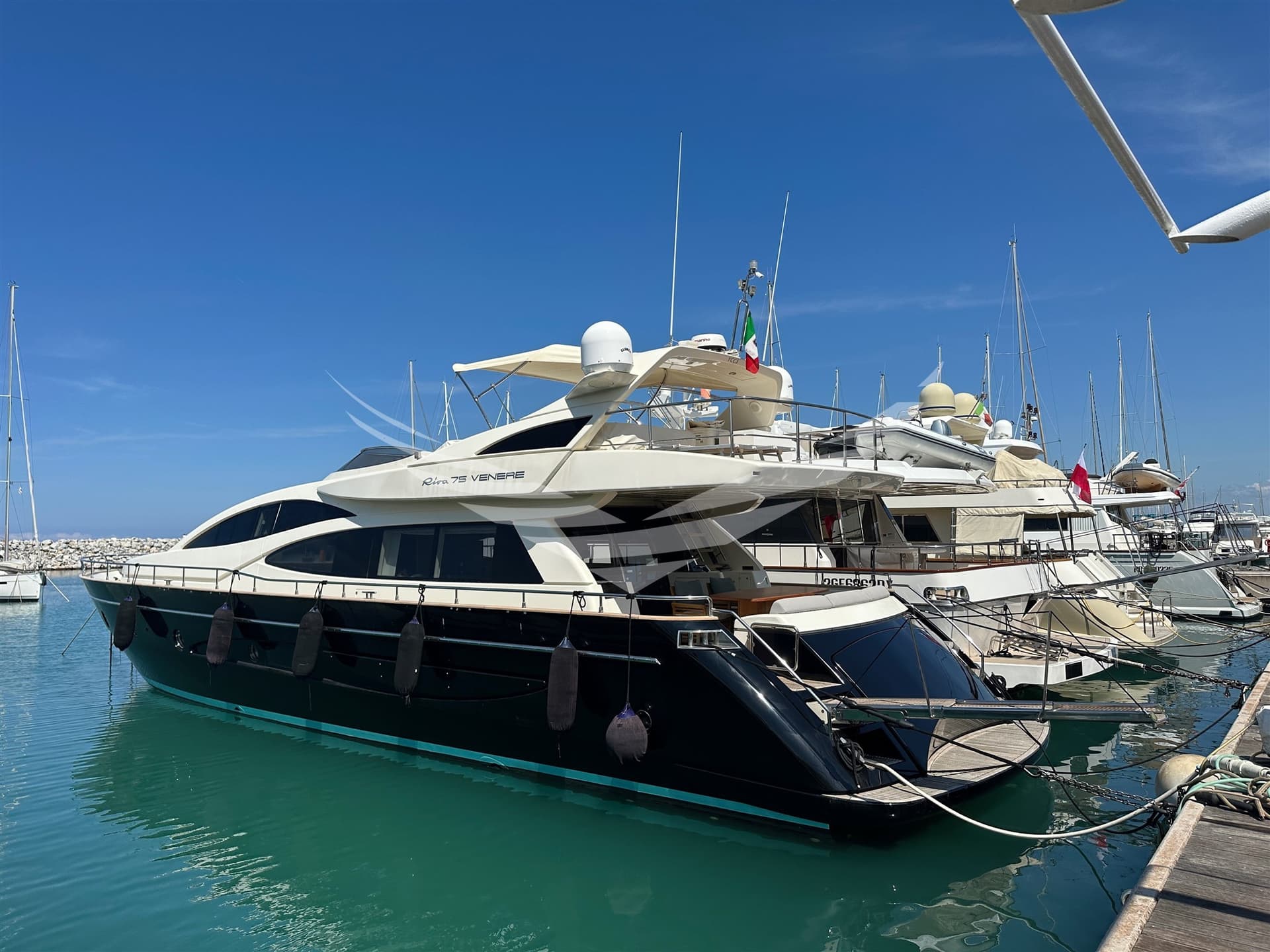 Riva Riva 75 Venere - Main View Riva Riva 75 Venere - Main View