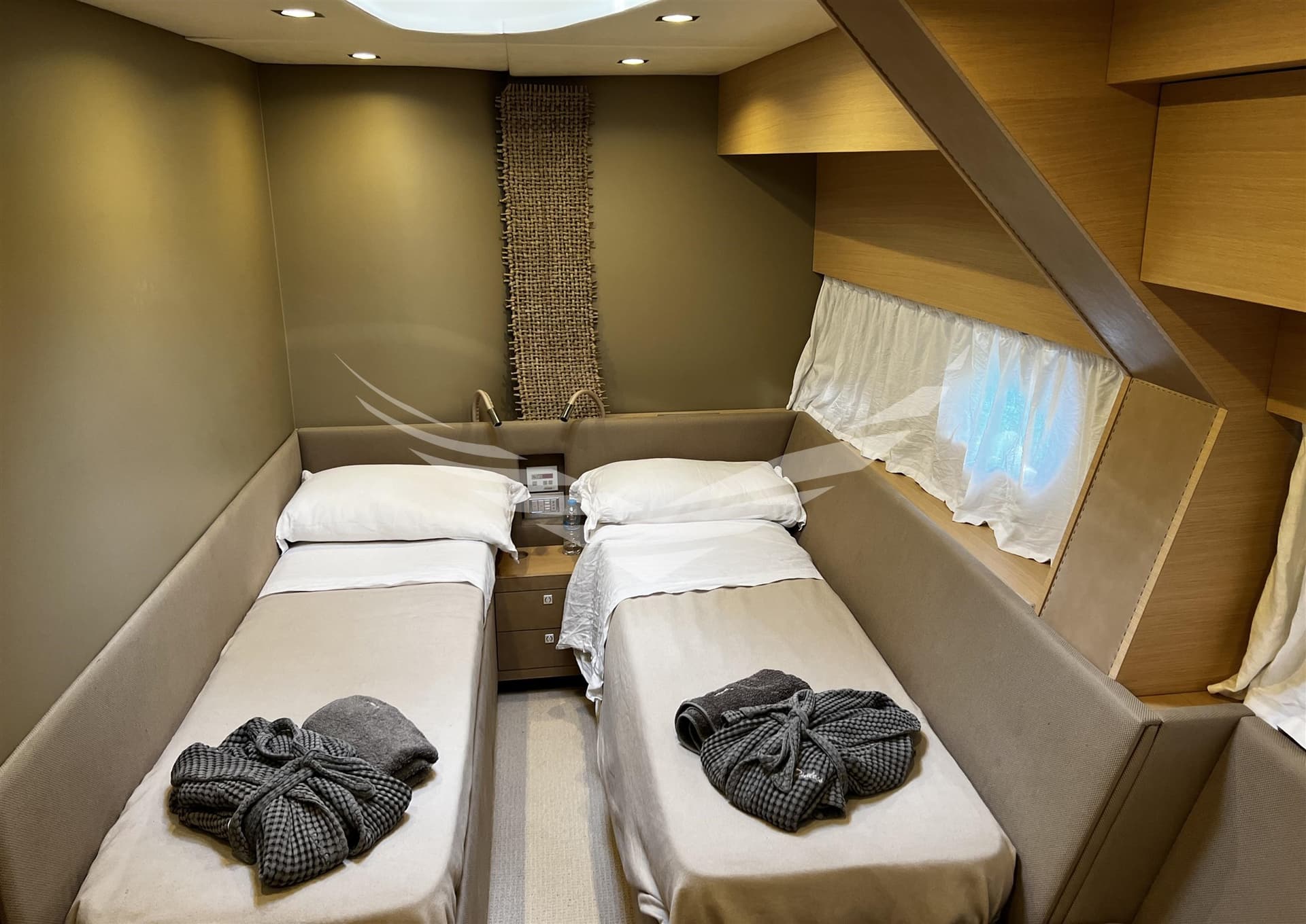 Sunseeker Predator 75 d'occasion - image hero 21