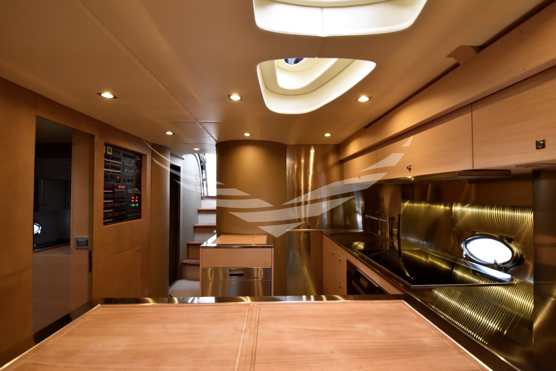 Sunseeker Predator 75 d'occasion - image hero 8