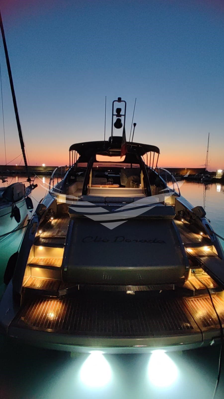Riva 56 RIVALE usato - foto hero 18