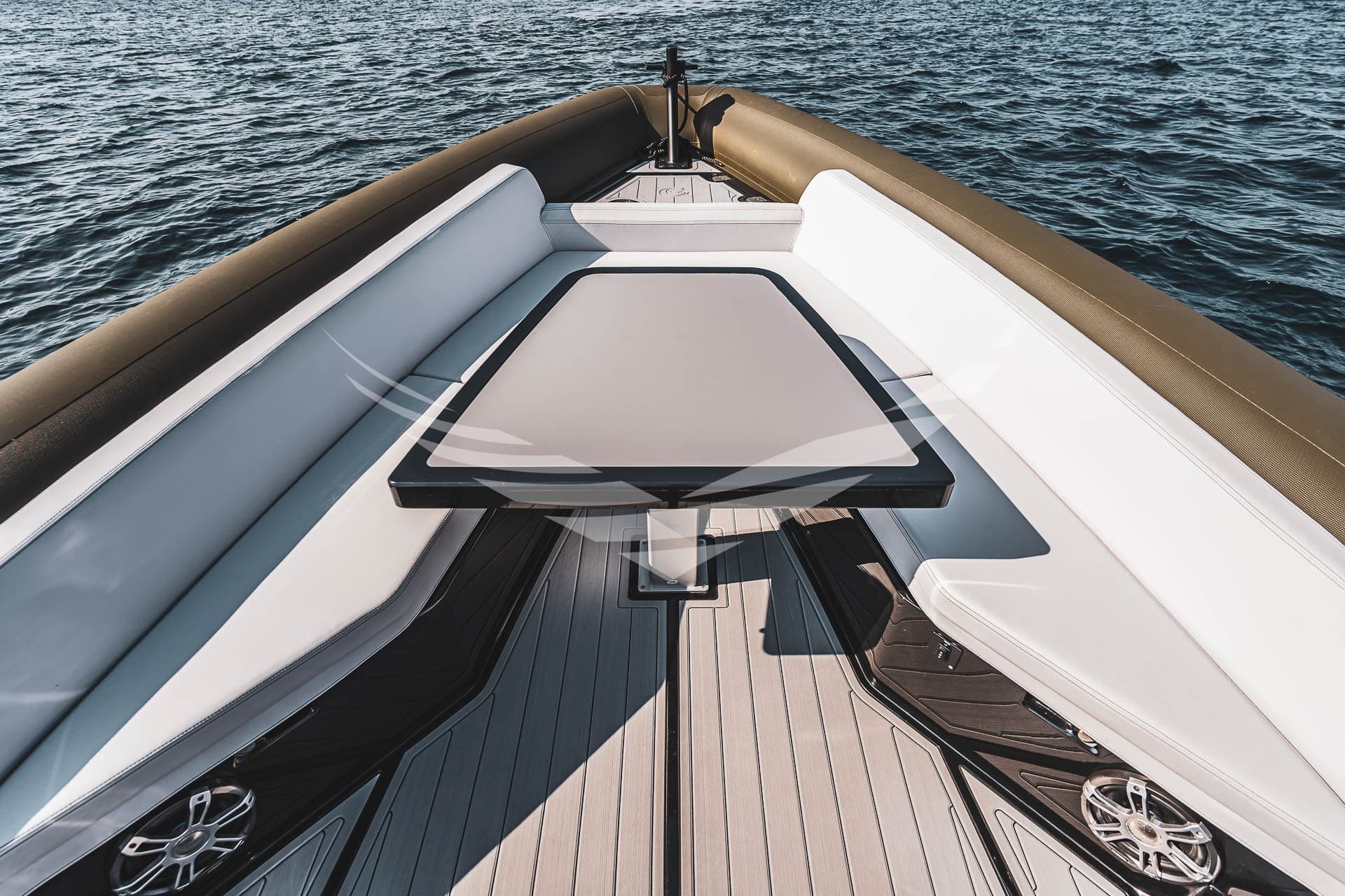 G-Tender Dieci - Deck View G-Tender Dieci - Deck View