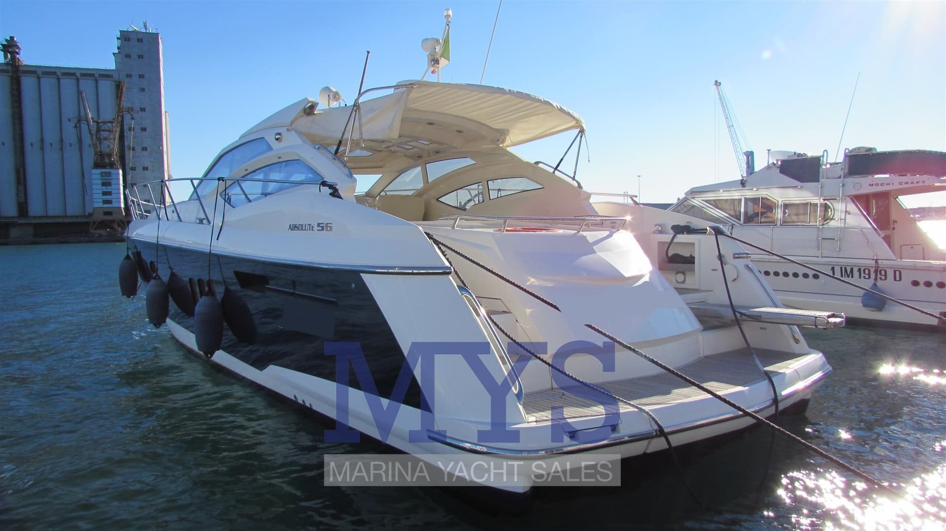 Absolute Absolute 56 - Interior View Absolute Absolute 56 - Interior View