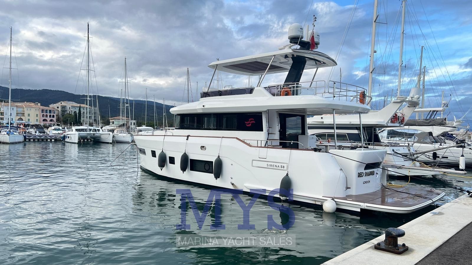 Sirena Yachts Sirena Yacht 58 usato - foto hero 2