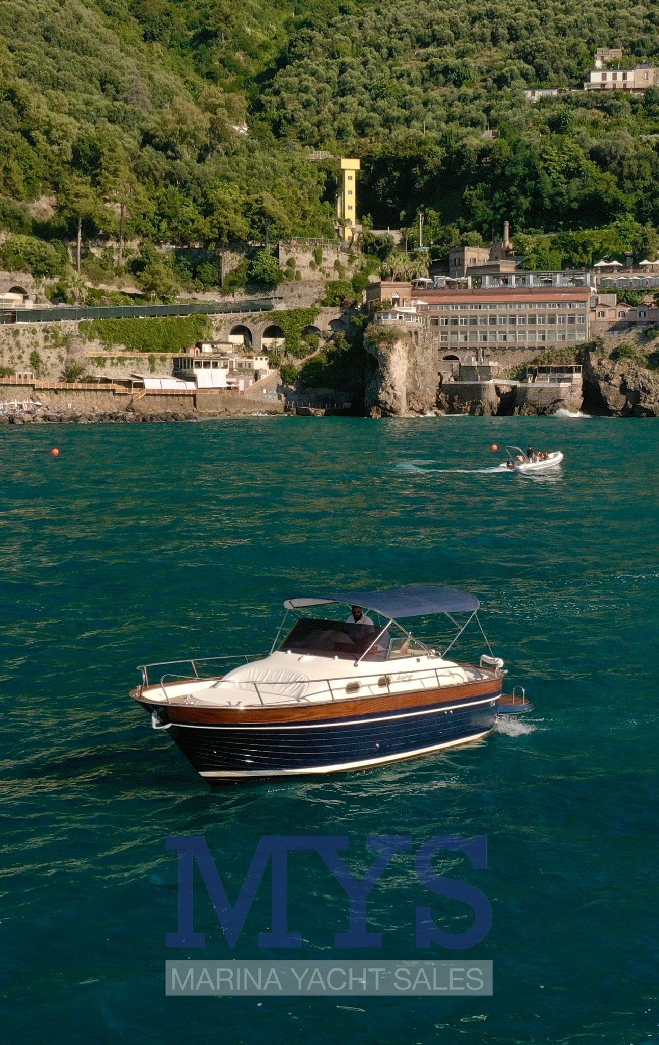 Apreamare Aprea 32 Open - Interior View Apreamare Aprea 32 Open - Interior View