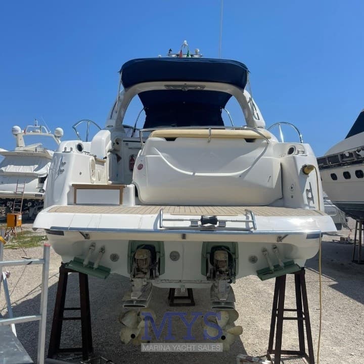 Cranchi Endurance 41 - Interior View Cranchi Endurance 41 - Interior View