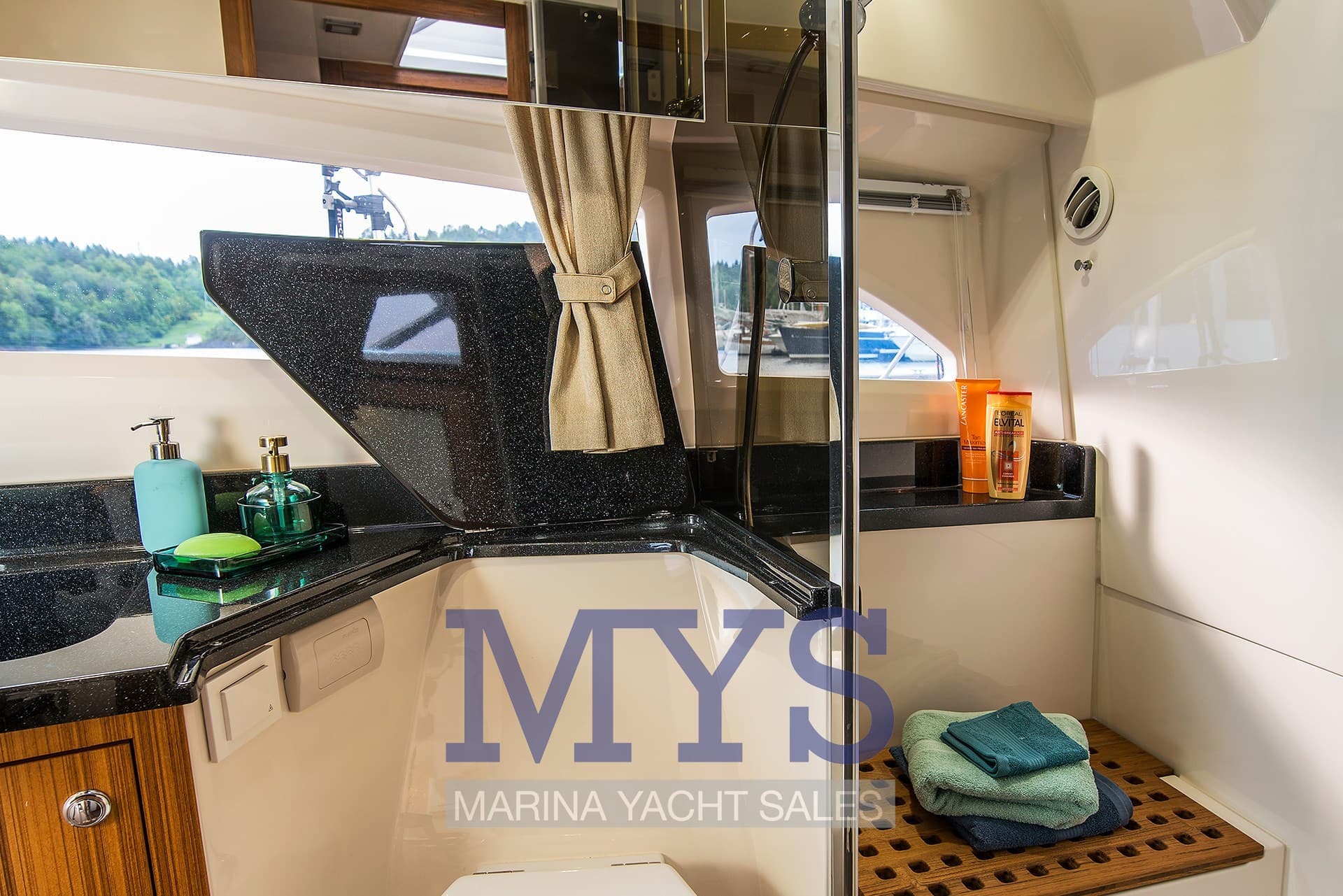 Marex 360 Cabriolet Cruiser usato - foto hero 20