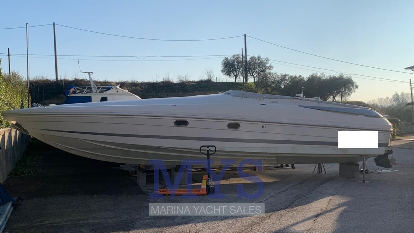 Abbate Tullio Mito 38' - Main View Abbate Tullio Mito 38' - Main View