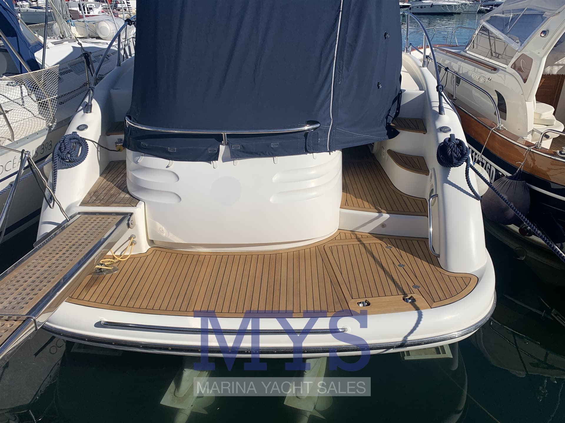 Gobbi Gobbi 425 Sc - Deck View Gobbi Gobbi 425 Sc - Deck View