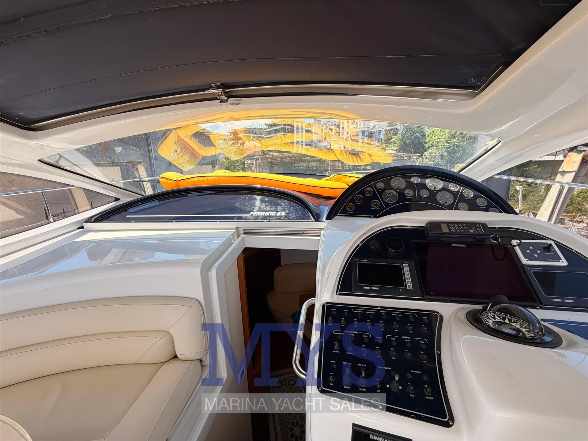 Pershing Pershing 43' used - hero image 4