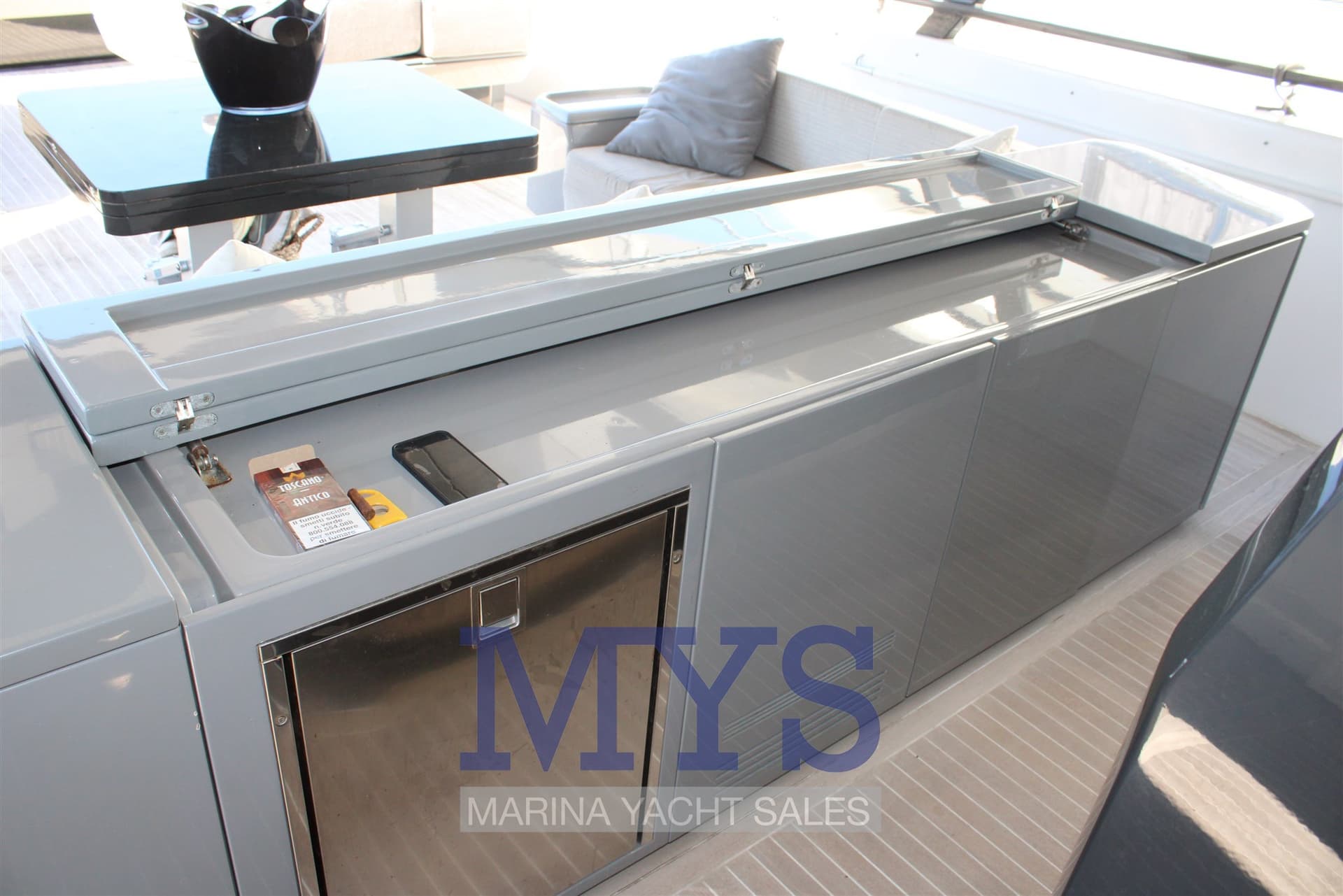 Arcadia Yachts Sherpa 60 usato - foto hero 11