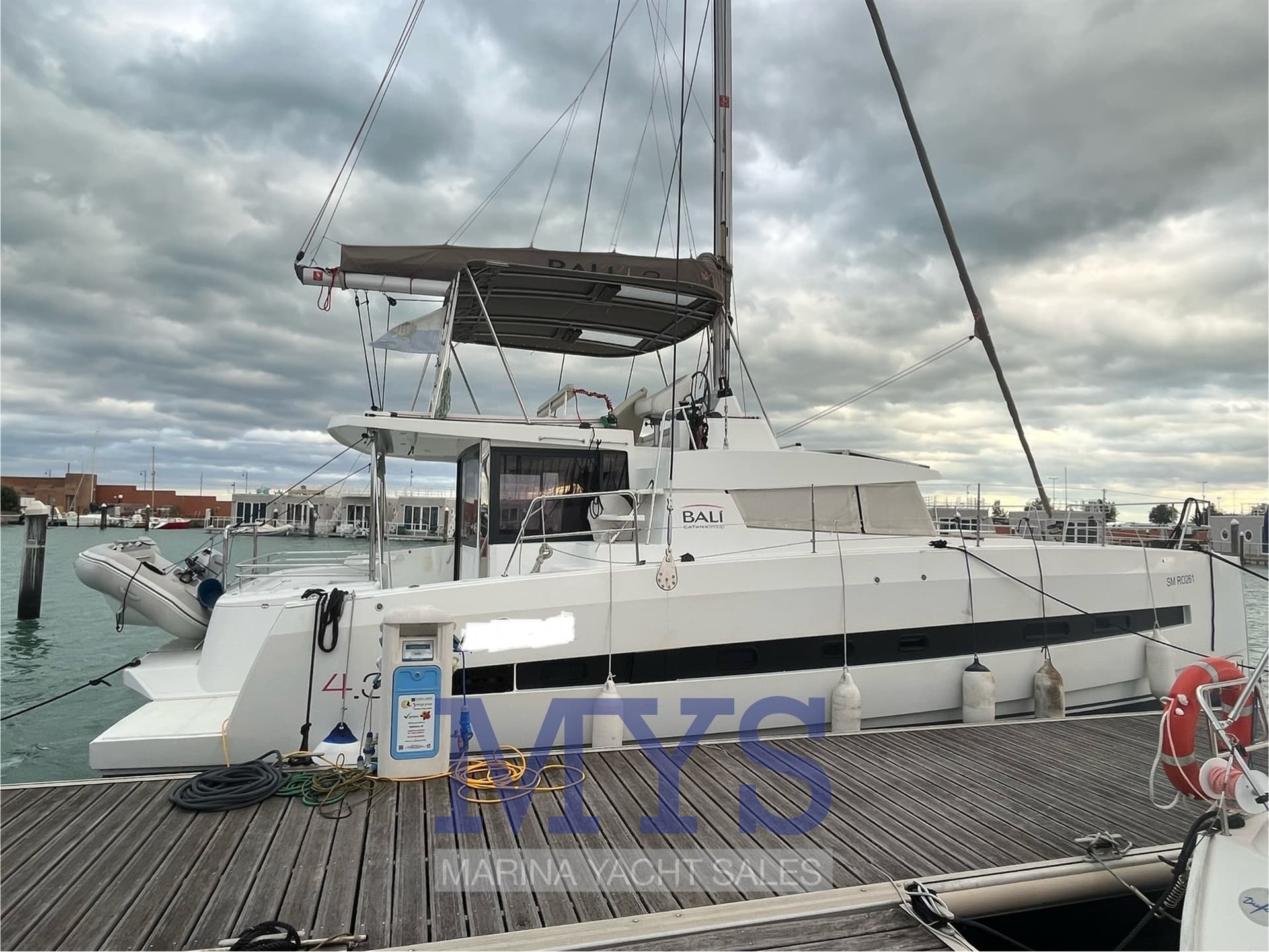 Bali 4.3 - Detail View 1 Bali 4.3 - Detail View 1