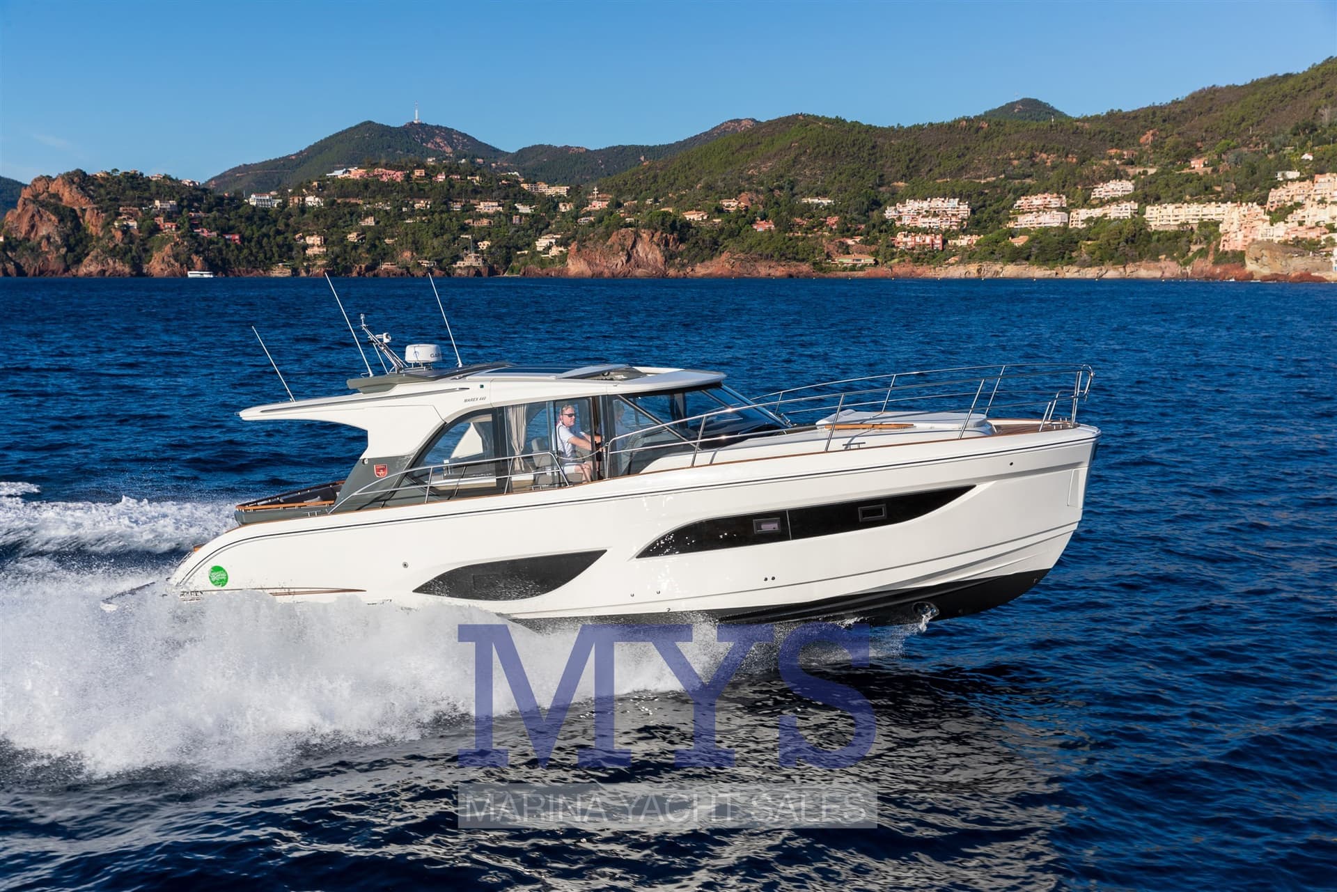 Marex 440 - Detail View 1 Marex 440 - Detail View 1