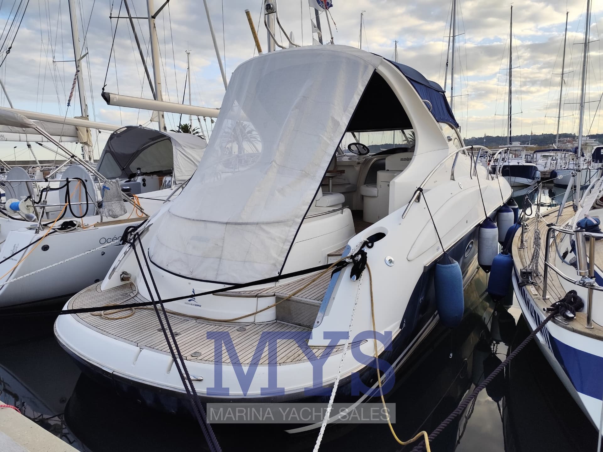 Salpa Laver 38.5 - Main View Salpa Laver 38.5 - Main View