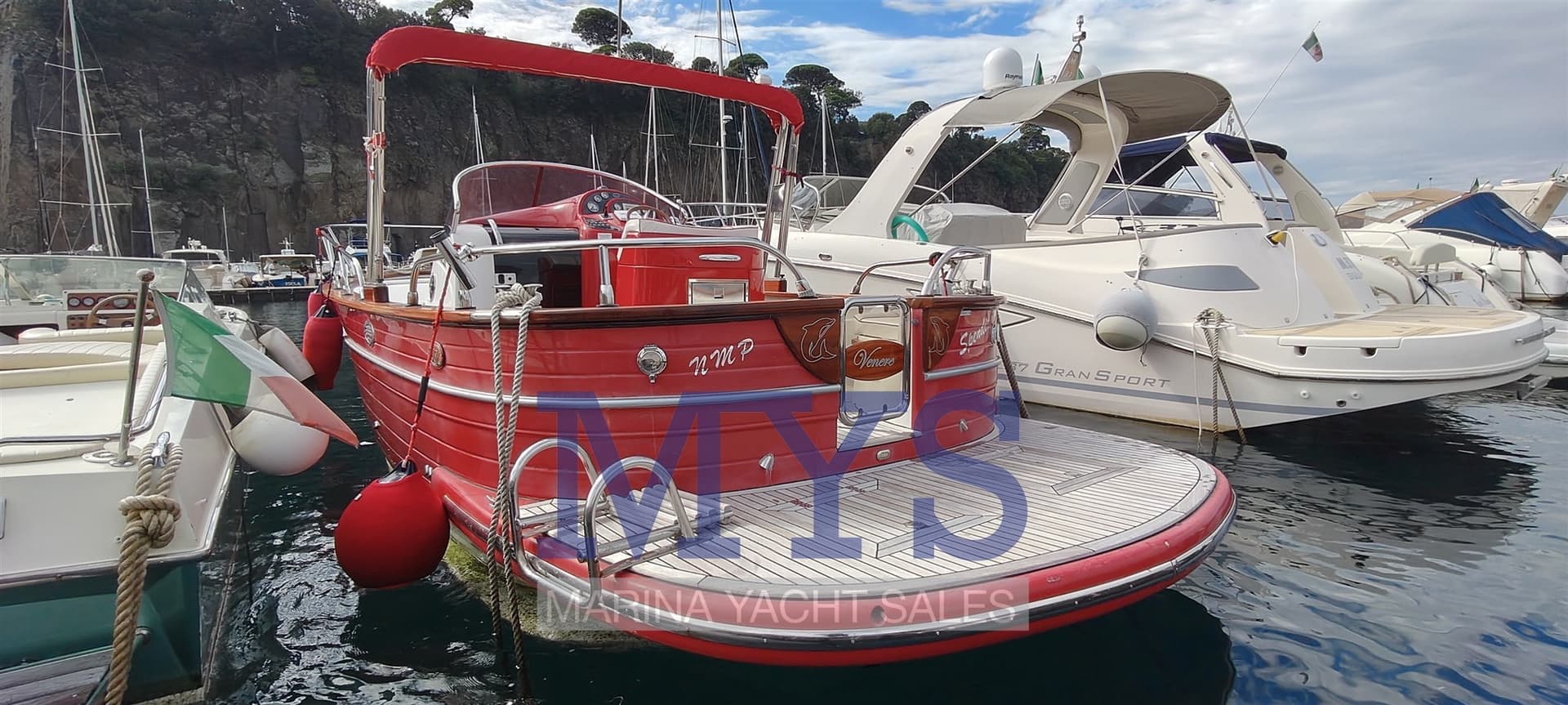 Cantieri Venere 28 Flash - Interior View Cantieri Venere 28 Flash - Interior View