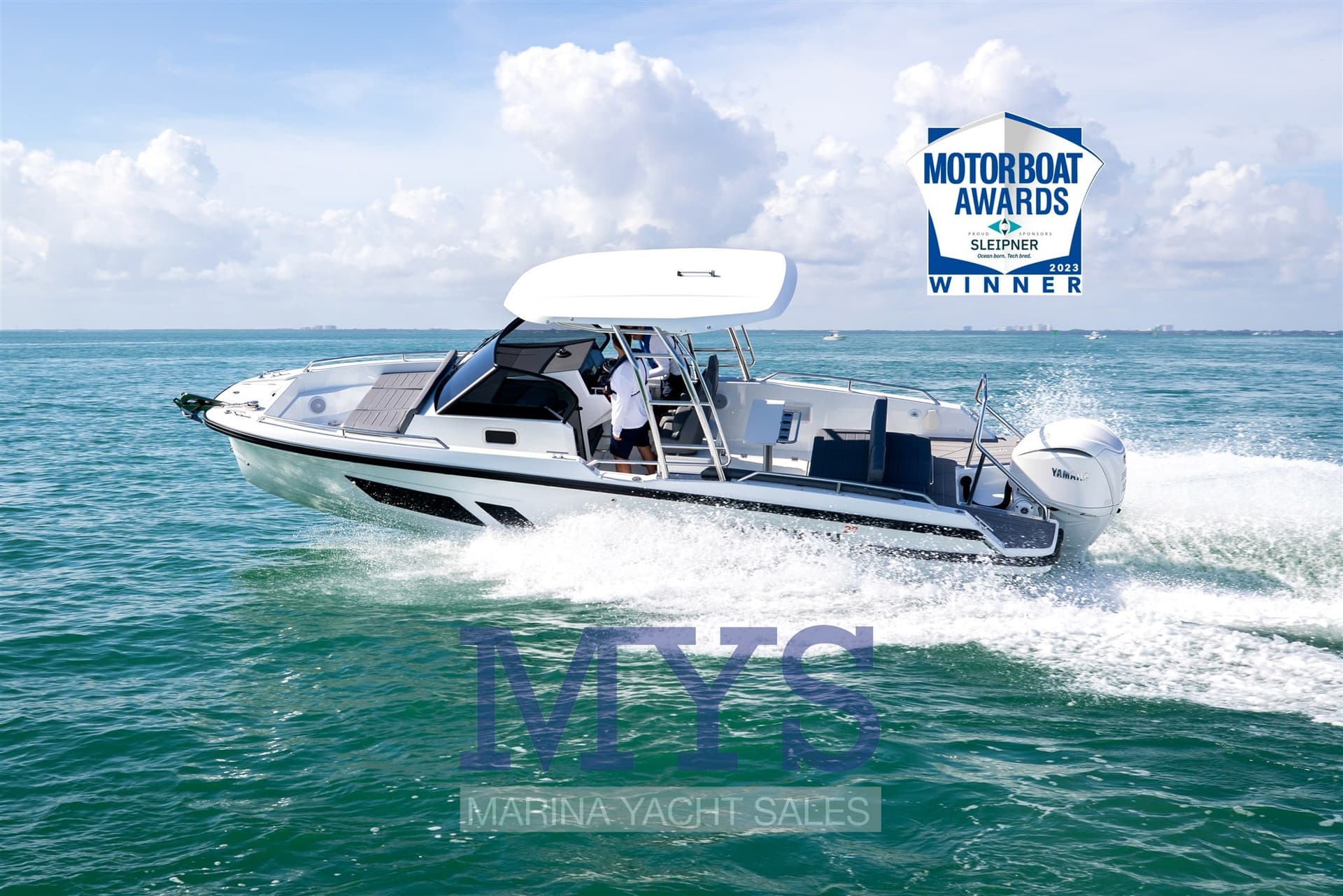 Quarken 27 T-Top - Interior View Quarken 27 T-Top - Interior View