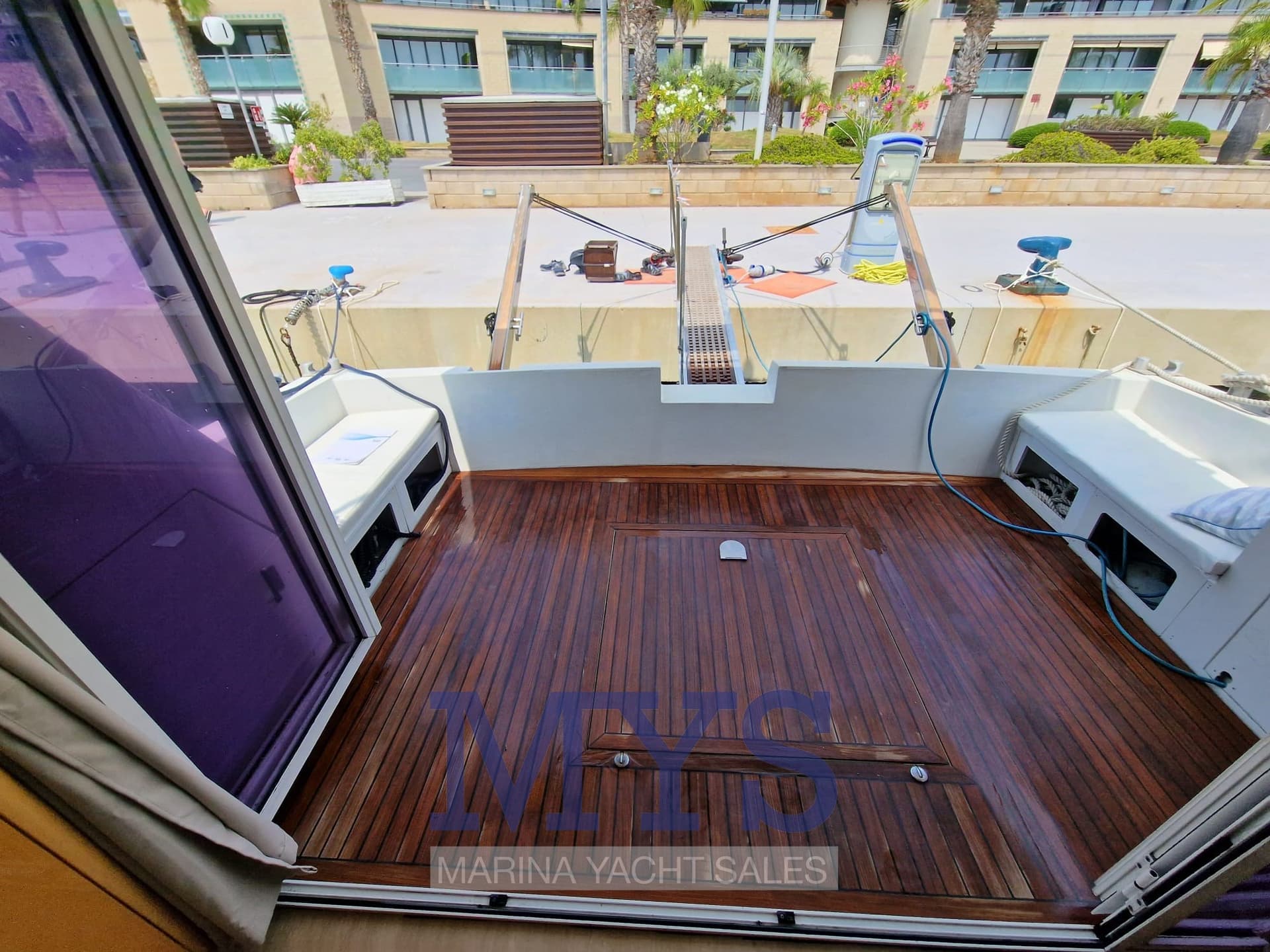 Raffaelli Storm - Interior View Raffaelli Storm - Interior View