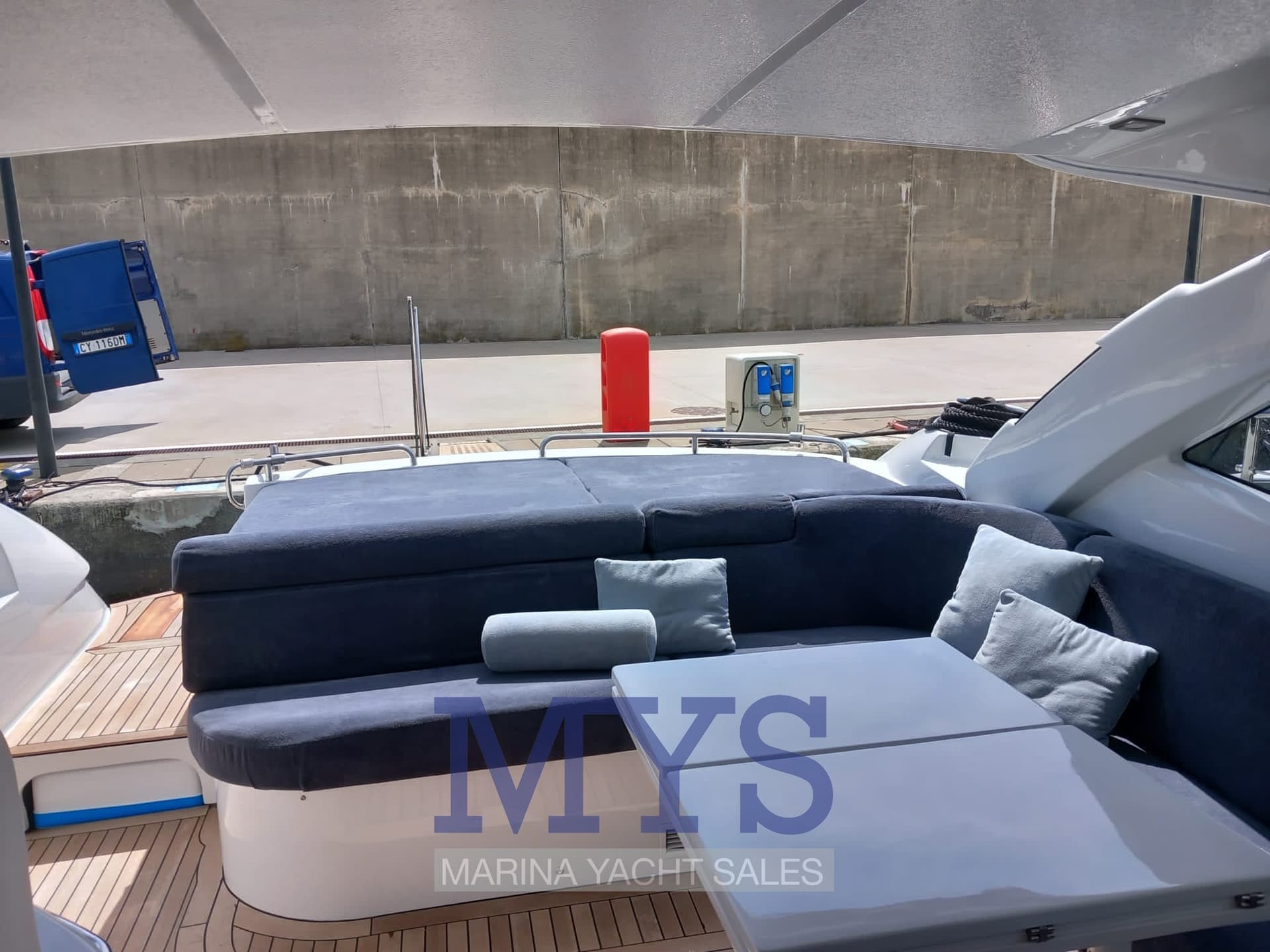 Pershing Pershing 50' used - hero image 8