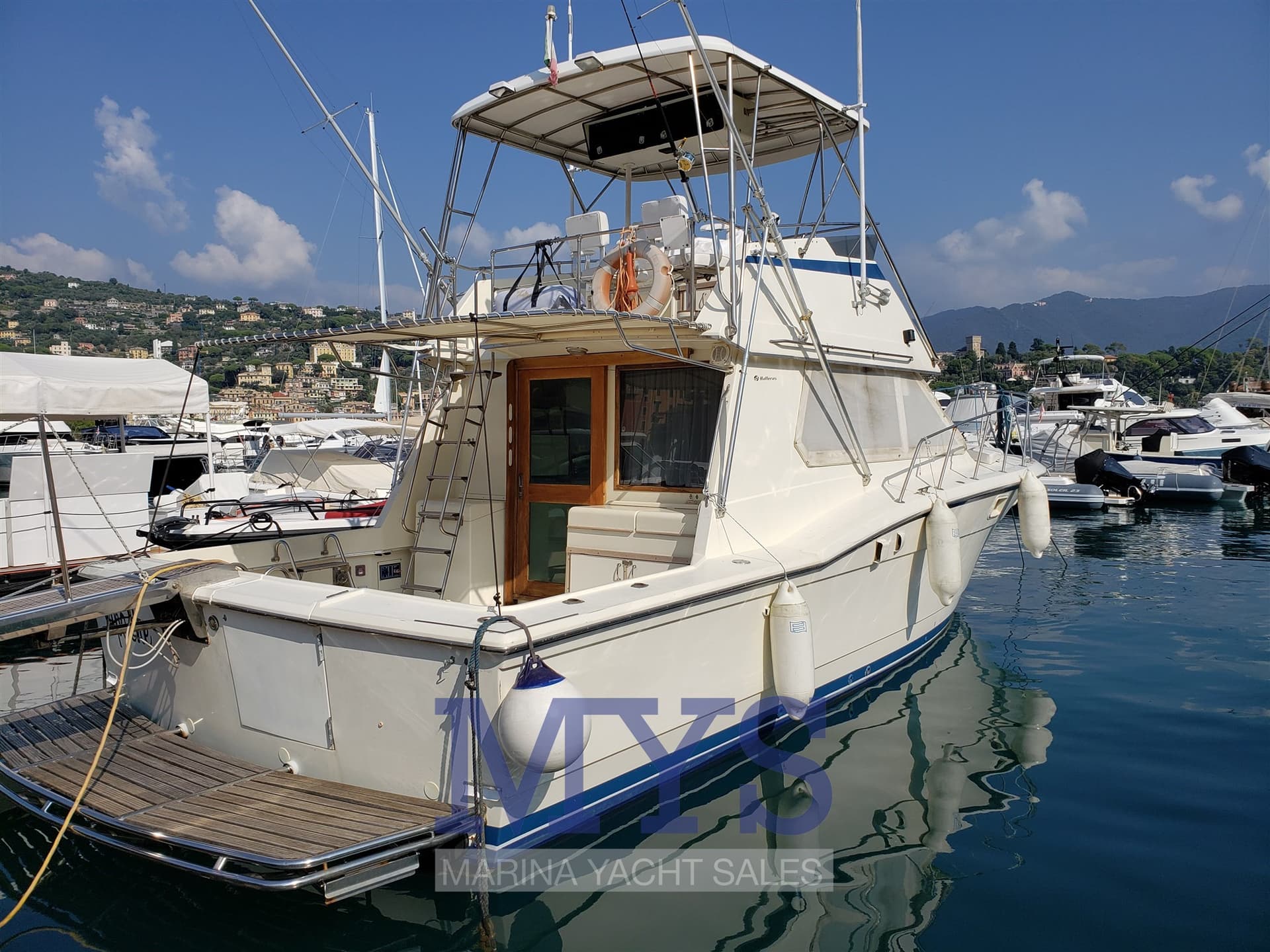Hatteras Hatteras 36 Conv. - Interior View Hatteras Hatteras 36 Conv. - Interior View