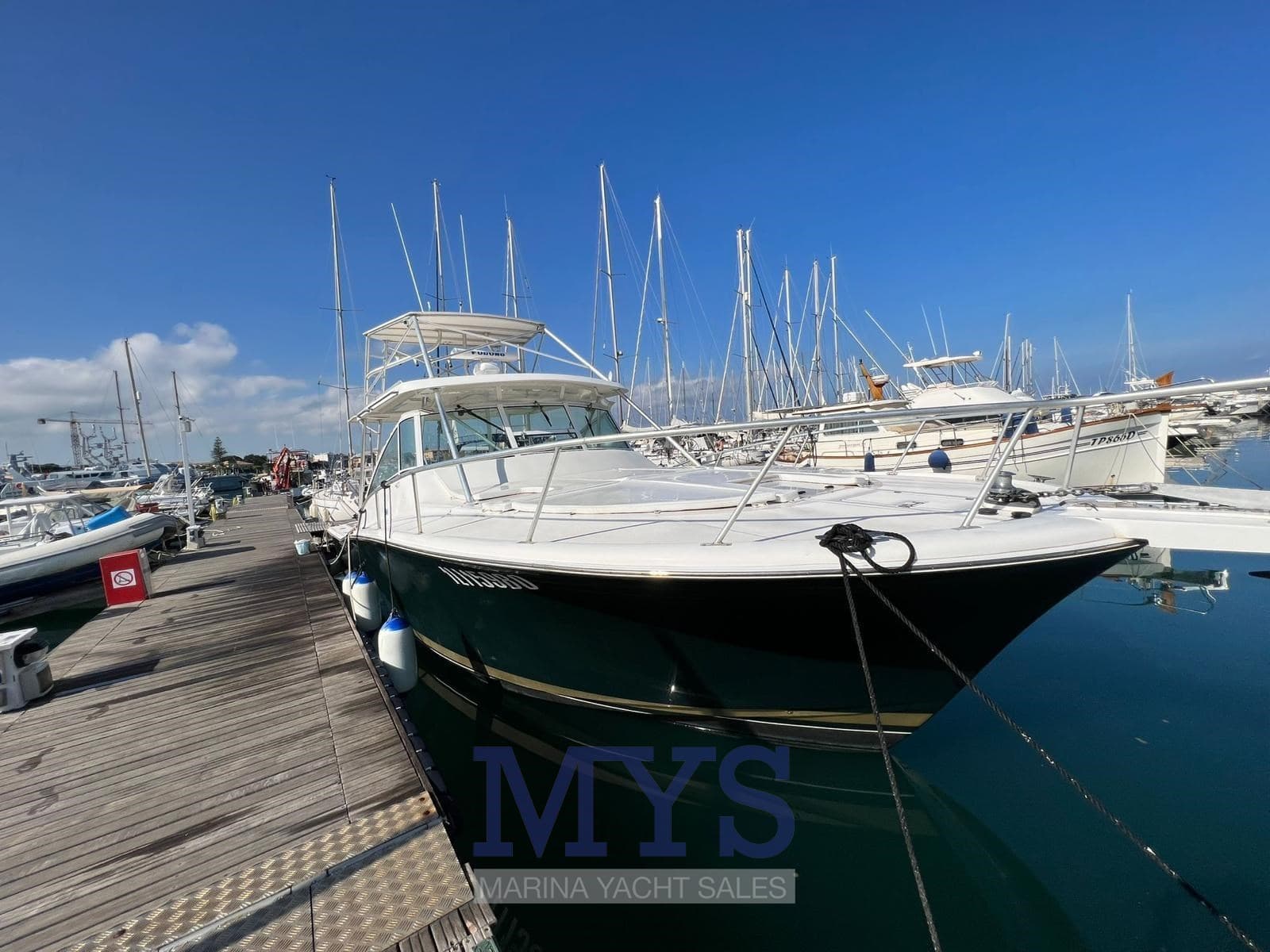 Luhrs Luhrs 40 Open - Deck View Luhrs Luhrs 40 Open - Deck View