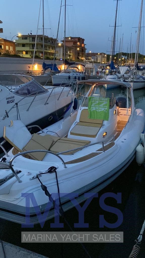 Lomac Nautica In 1000 - Detail View 1 Lomac Nautica In 1000 - Detail View 1