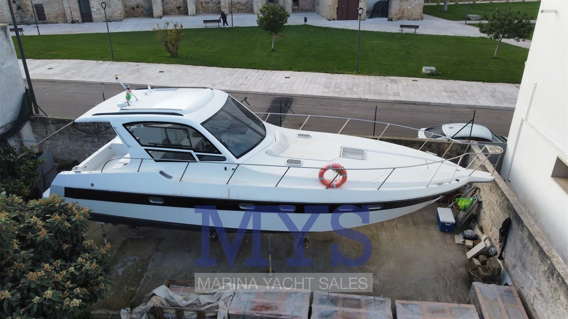 Comar Iperion 37 - Main View Comar Iperion 37 - Main View