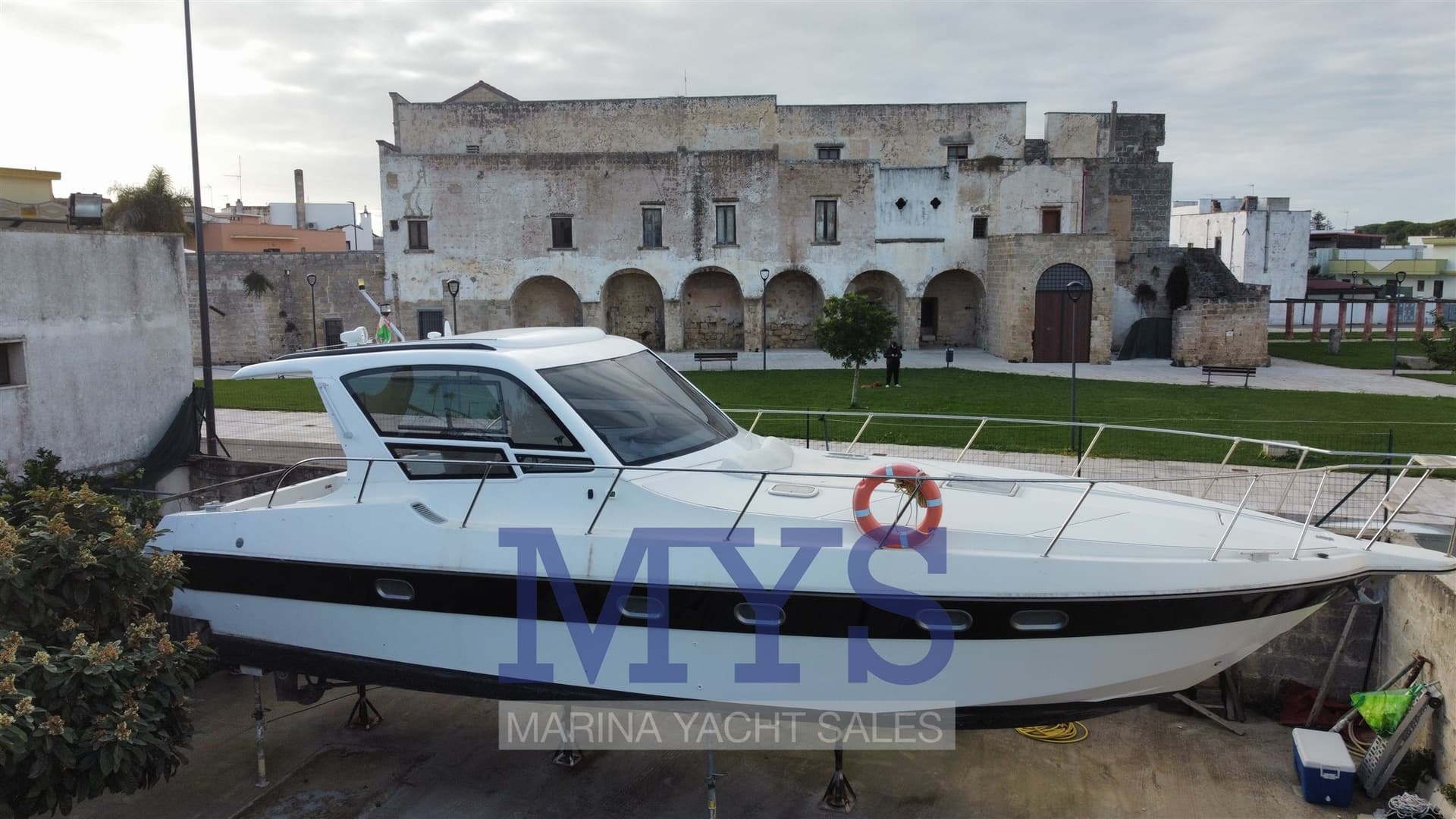 Comar Iperion 37 - Detail View 1 Comar Iperion 37 - Detail View 1