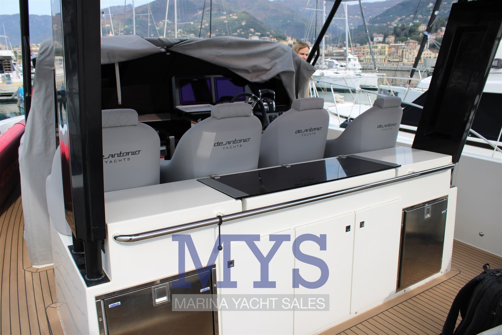 De Antonio Yachts D42 Open gebraucht - Detail 4
