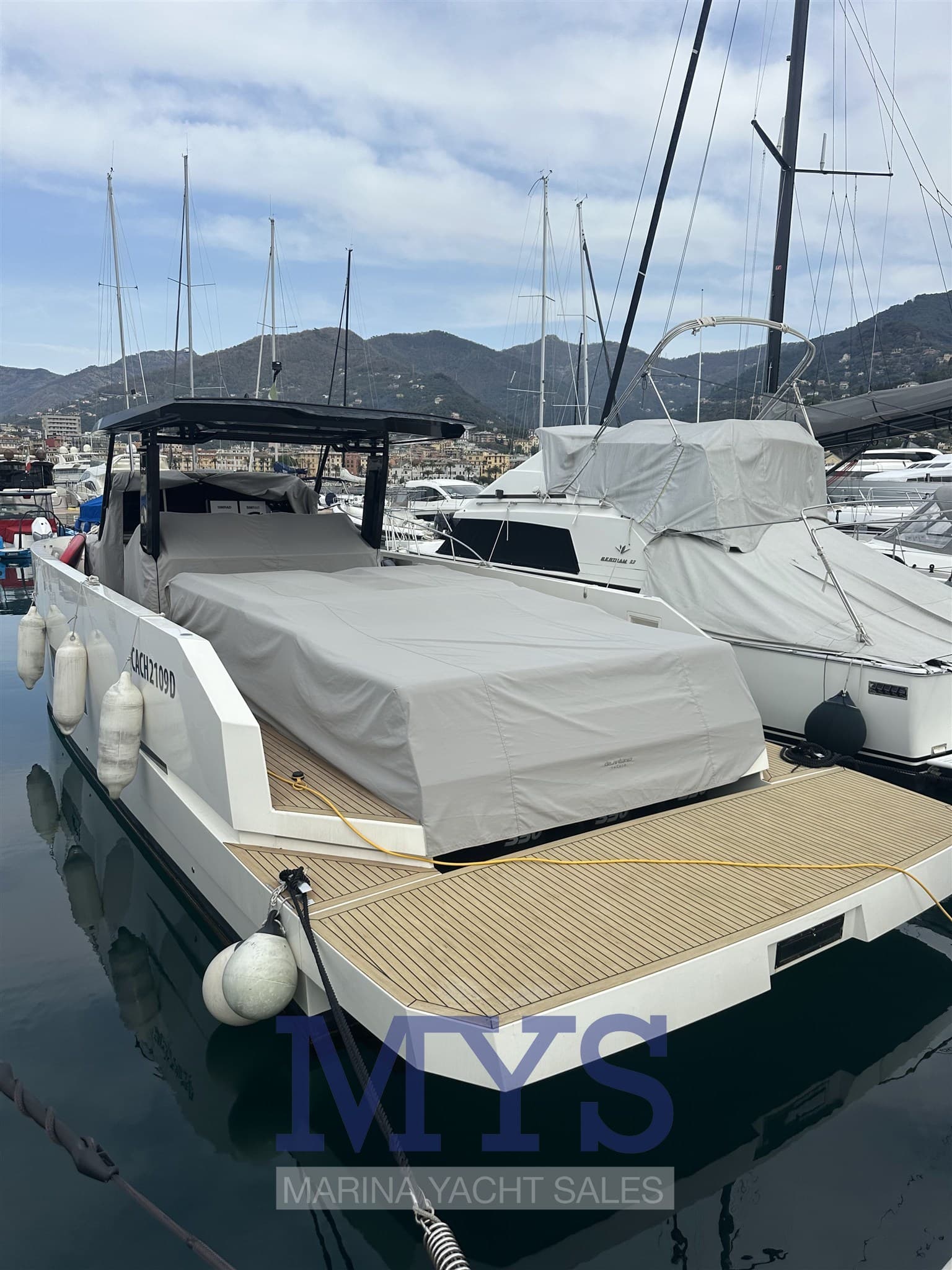 De Antonio Yachts D42 Open gebraucht - Detail 2