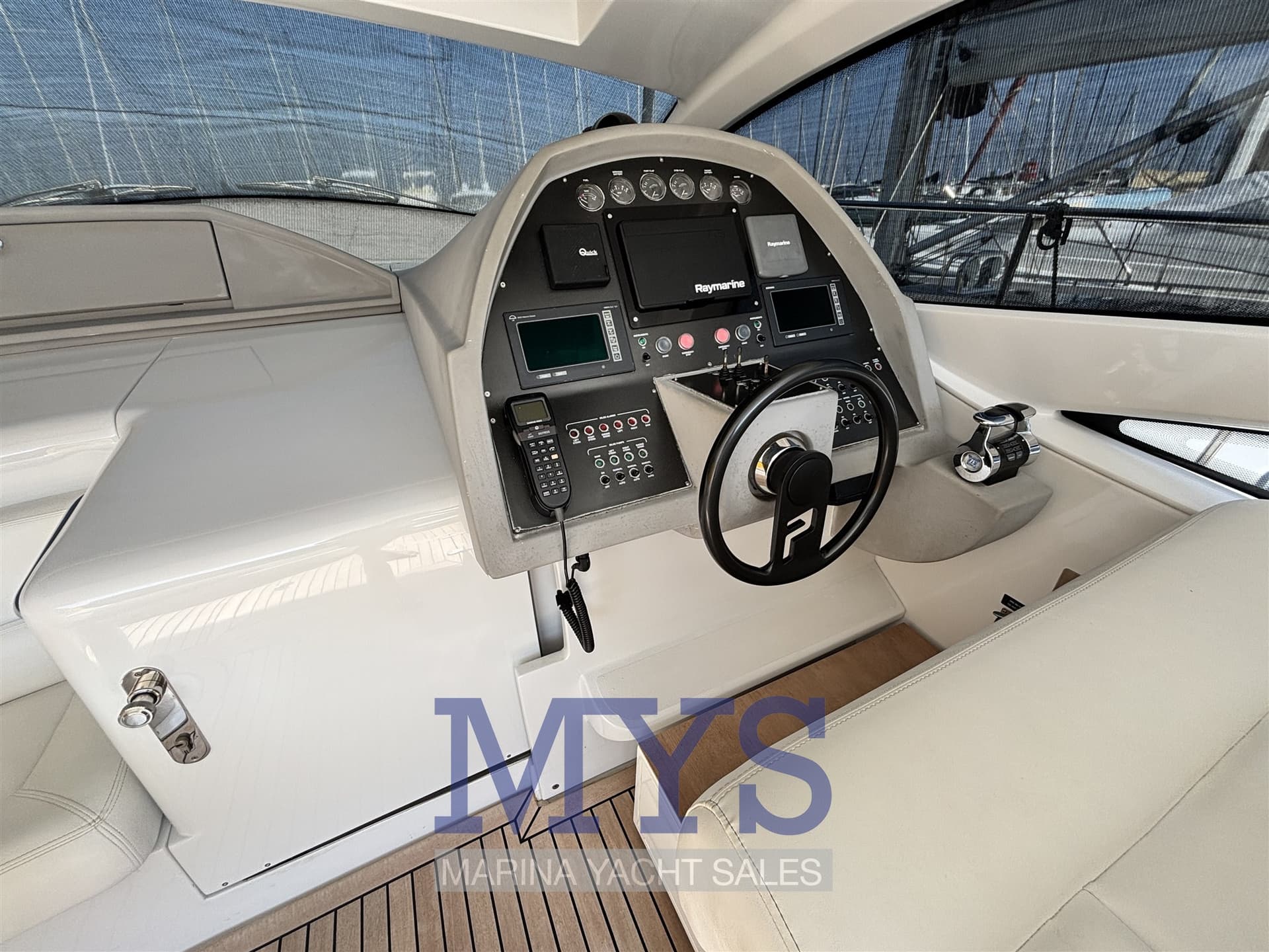 Pershing Pershing 46' used - hero image 12