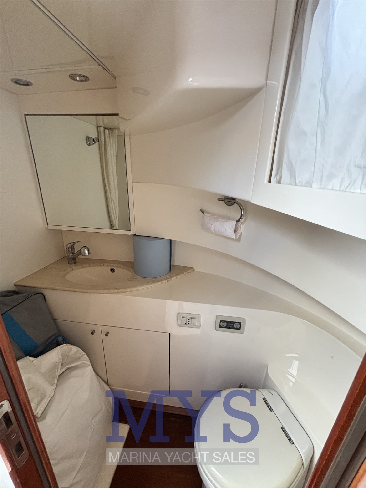 Pershing Pershing 46' used - hero image 22