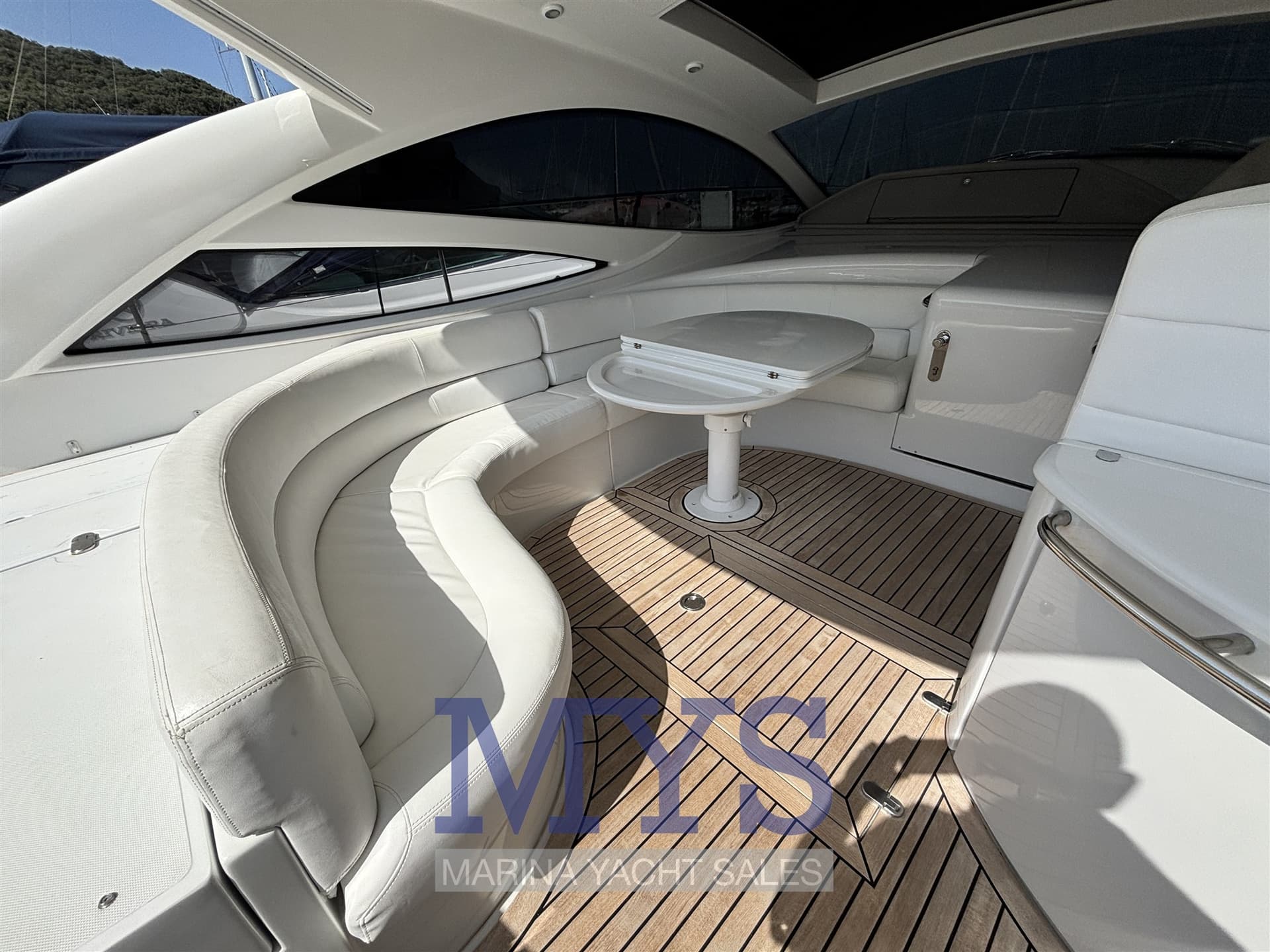 Pershing Pershing 46' used - hero image 10