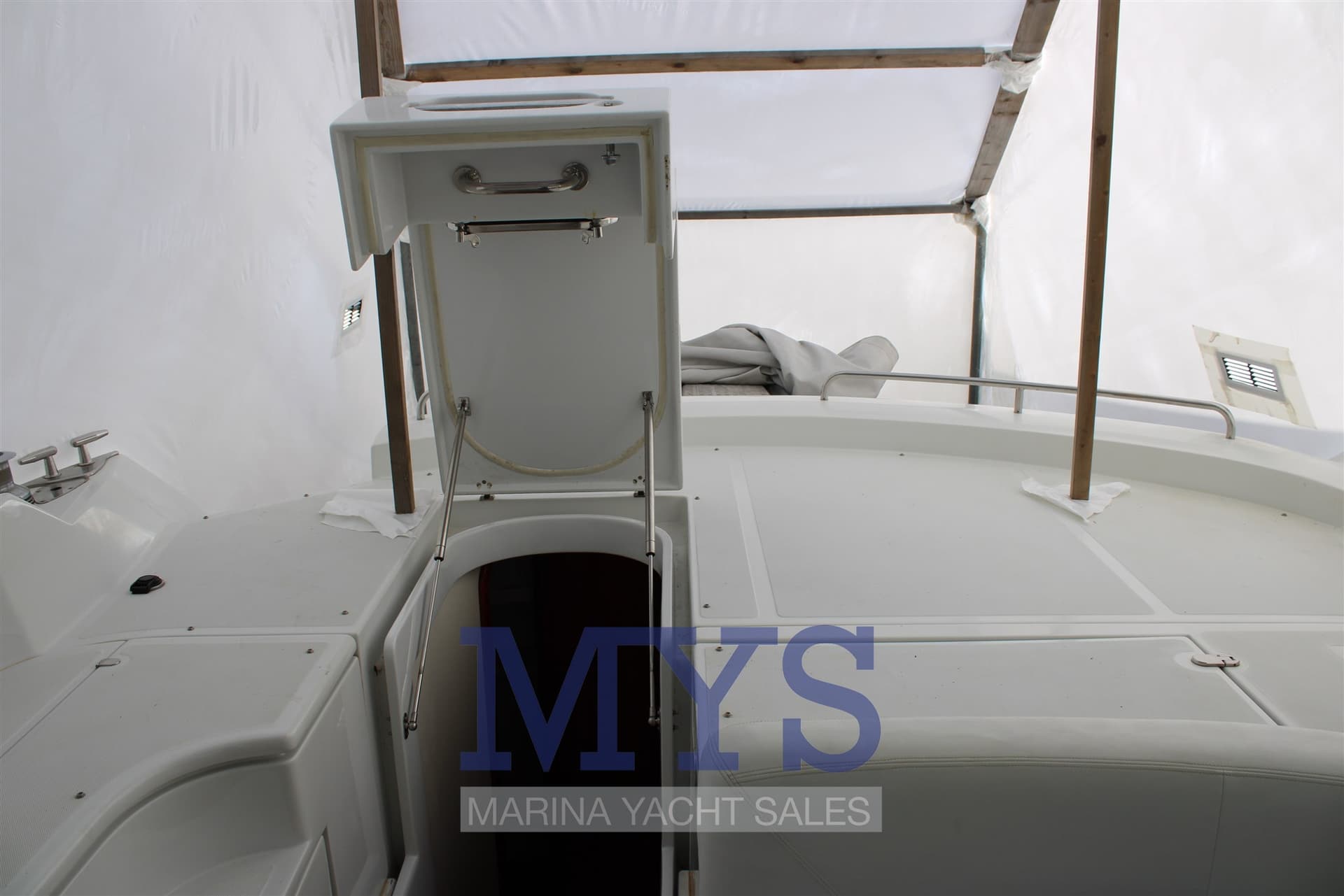 Pershing Pershing 46' used - hero image 21