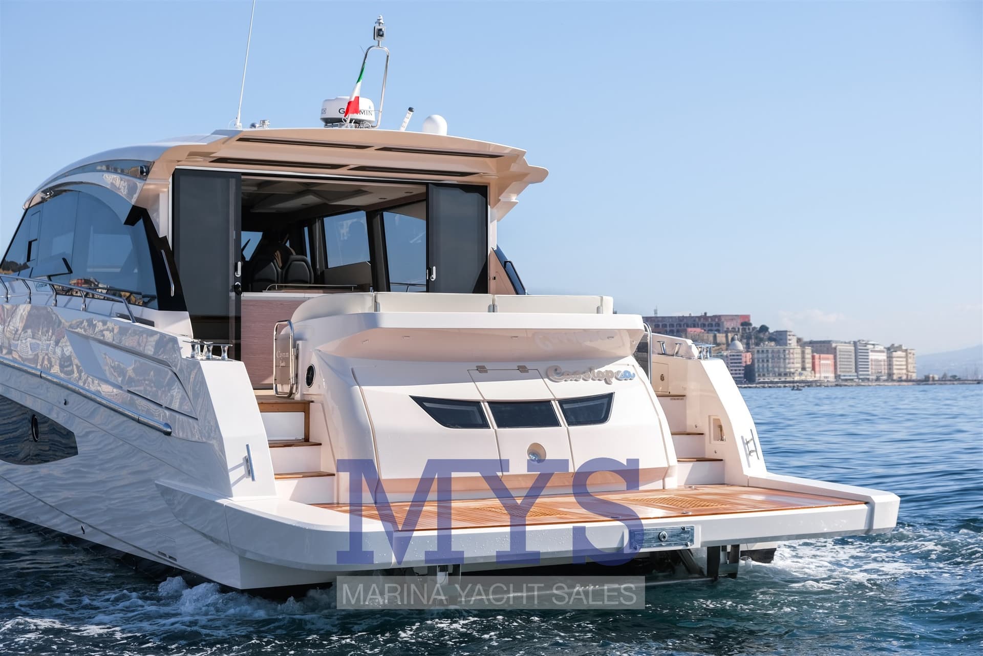 Cayman 60 Ht - Deck View Cayman 60 Ht - Deck View