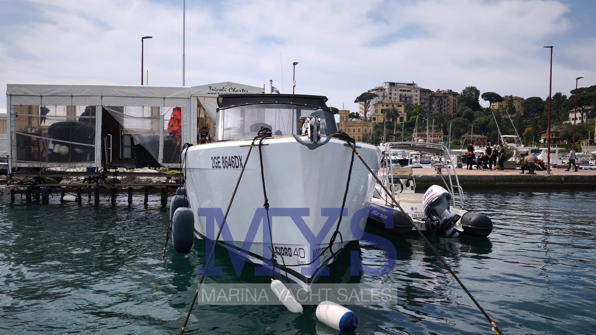 Fjord 40 Open - Interior View Fjord 40 Open - Interior View