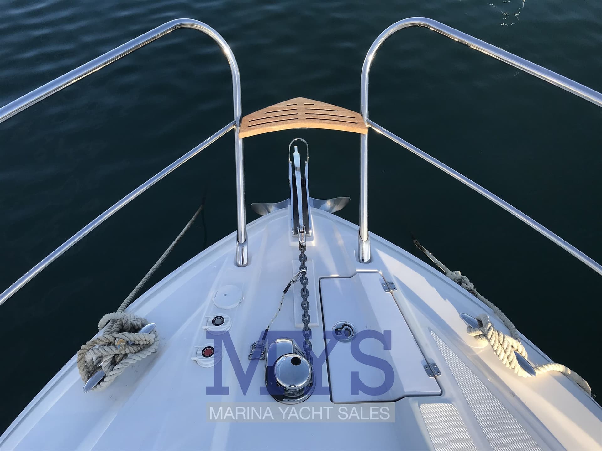 Sessa Marine C35 - Interior View Sessa Marine C35 - Interior View