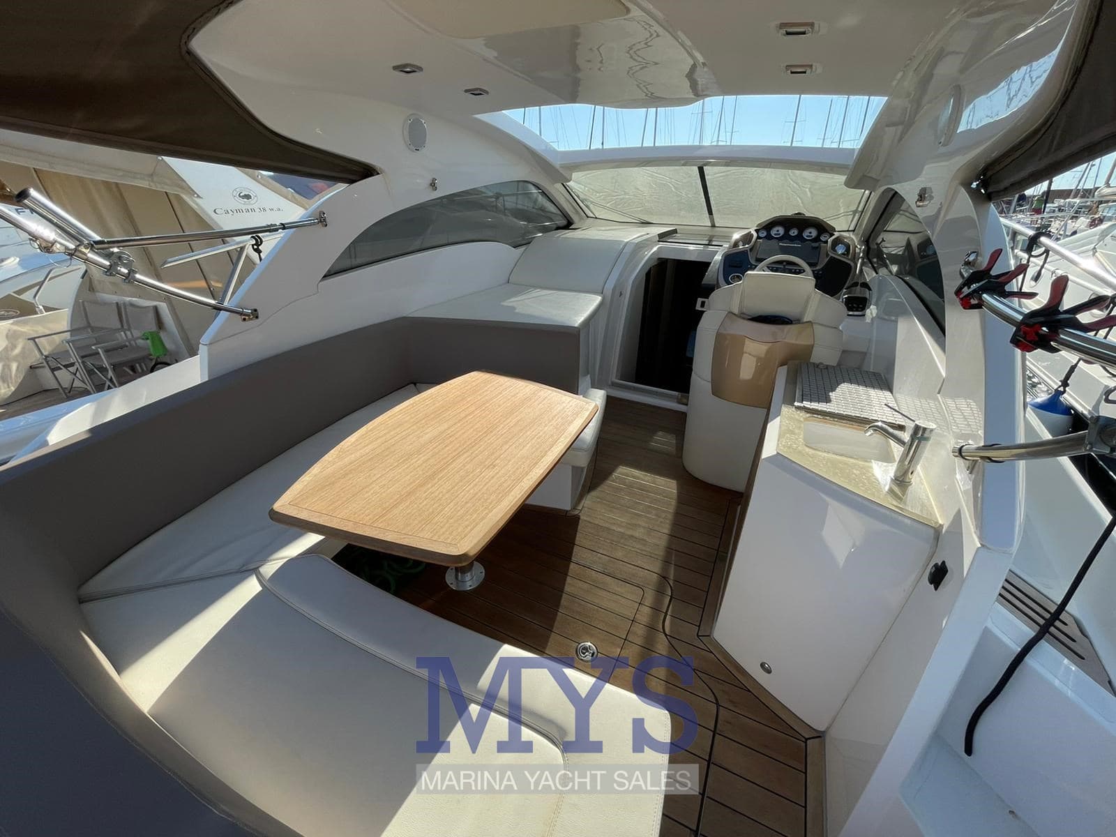 Sessa Marine C35 - Deck View Sessa Marine C35 - Deck View