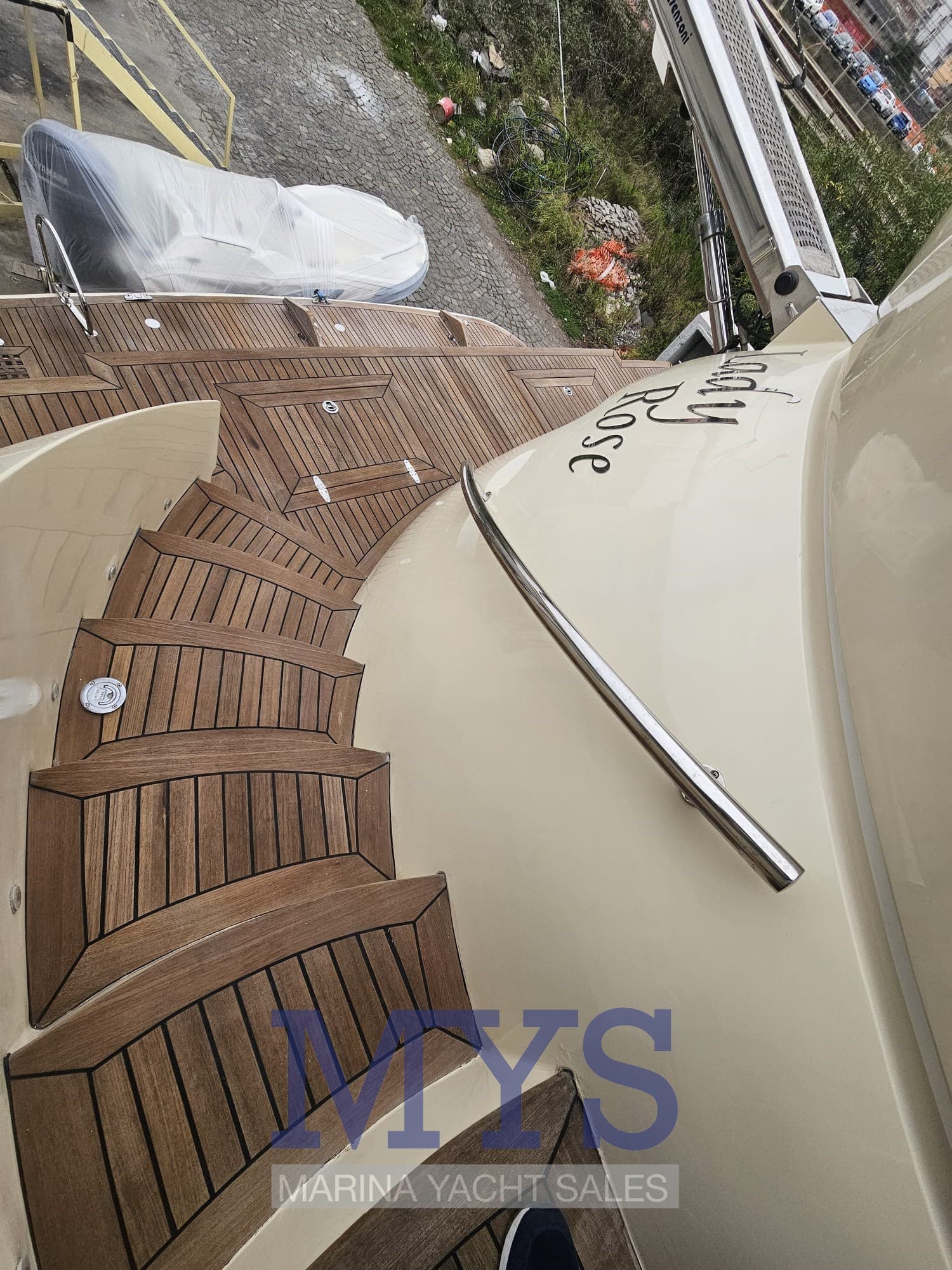 Pacific Shipyard Prestige S 205 used - hero image 9