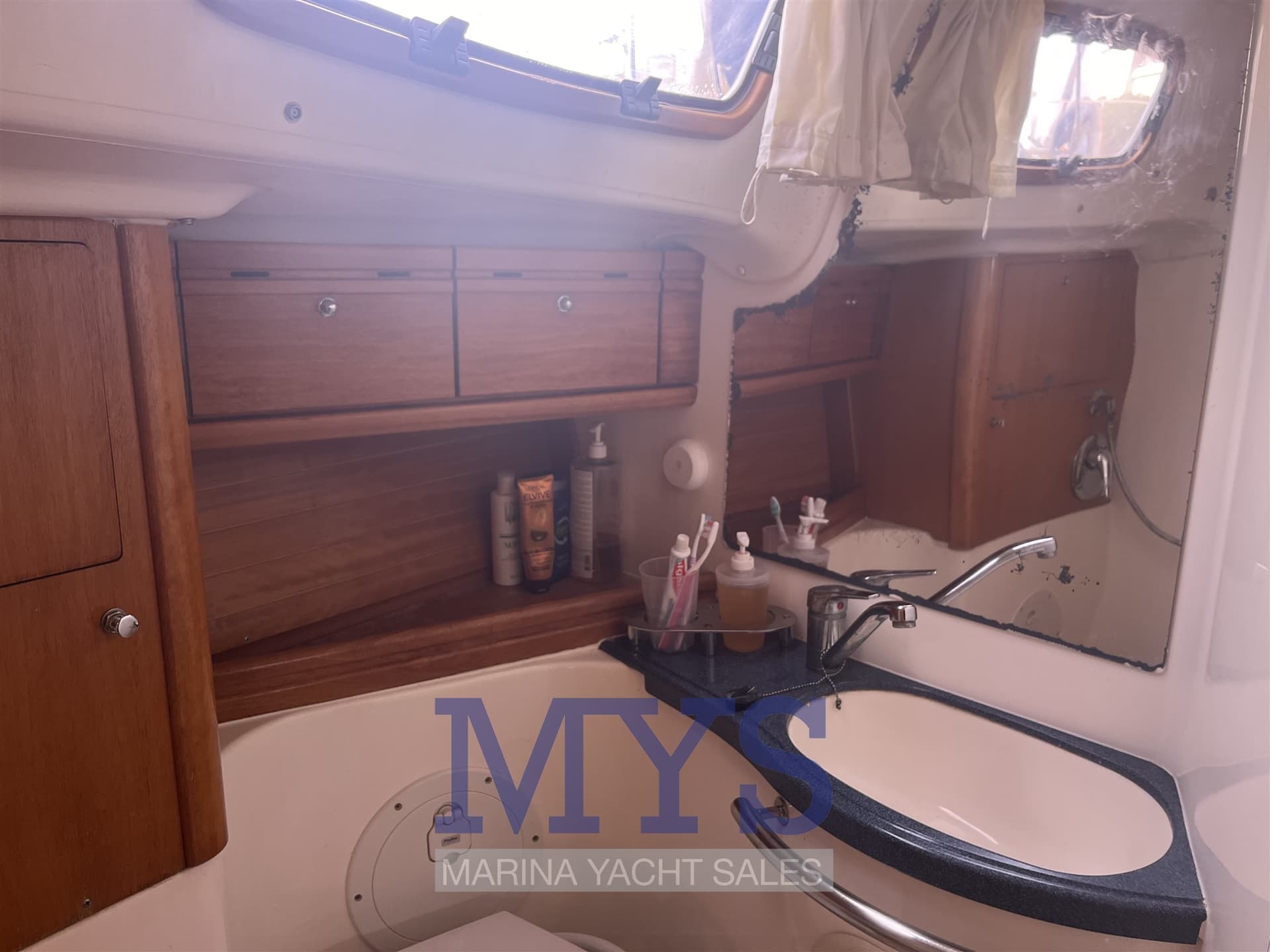 Bavaria 50 Cruiser usato - foto hero 24