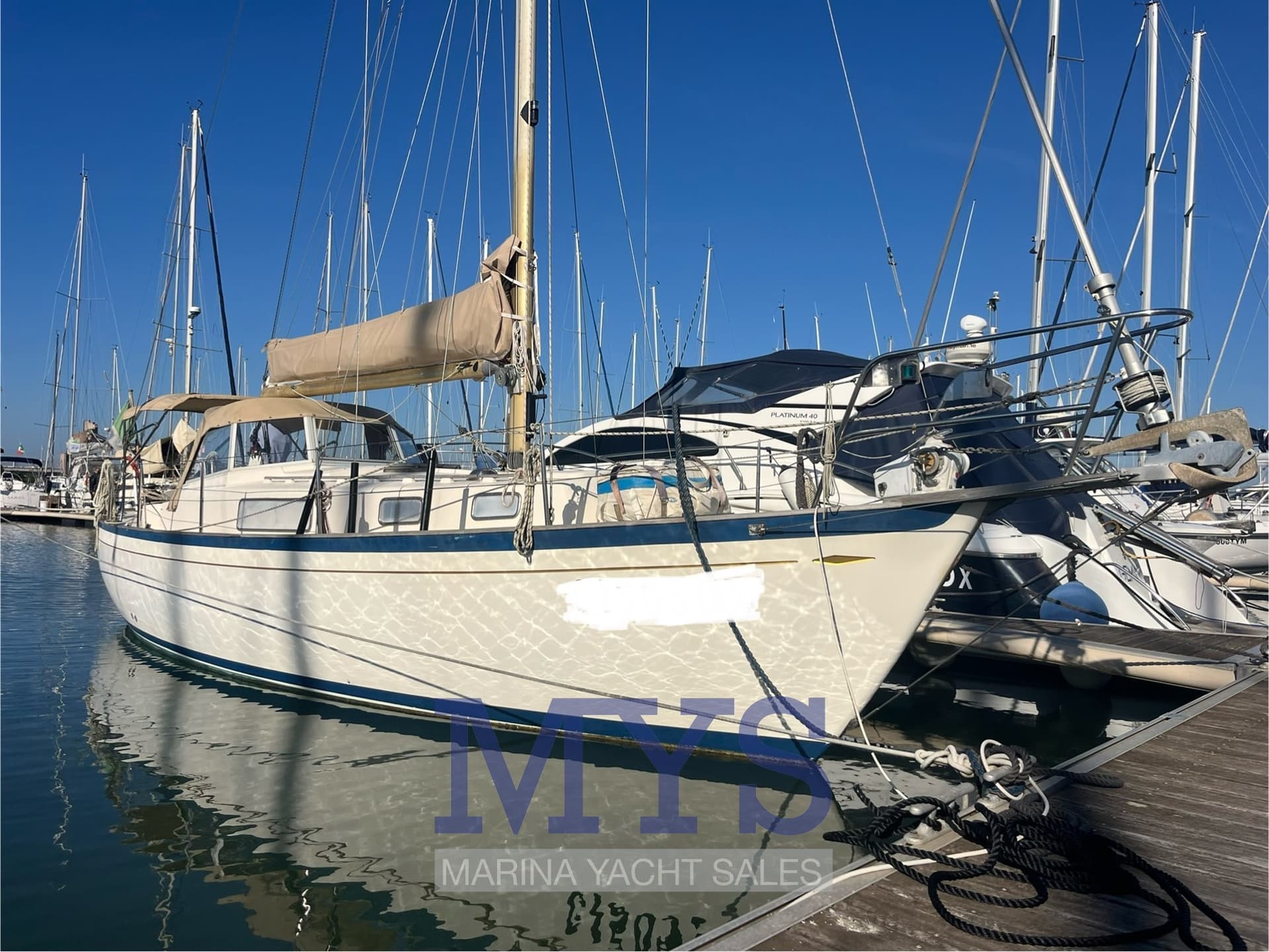 Hallberg Rassy Rasmus 35 - Main View Hallberg Rassy Rasmus 35 - Main View