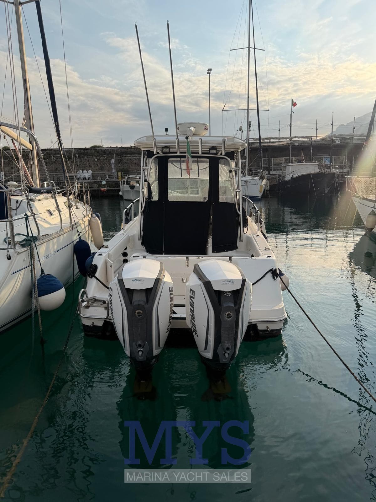 Robalo R 265 usato - foto hero 7