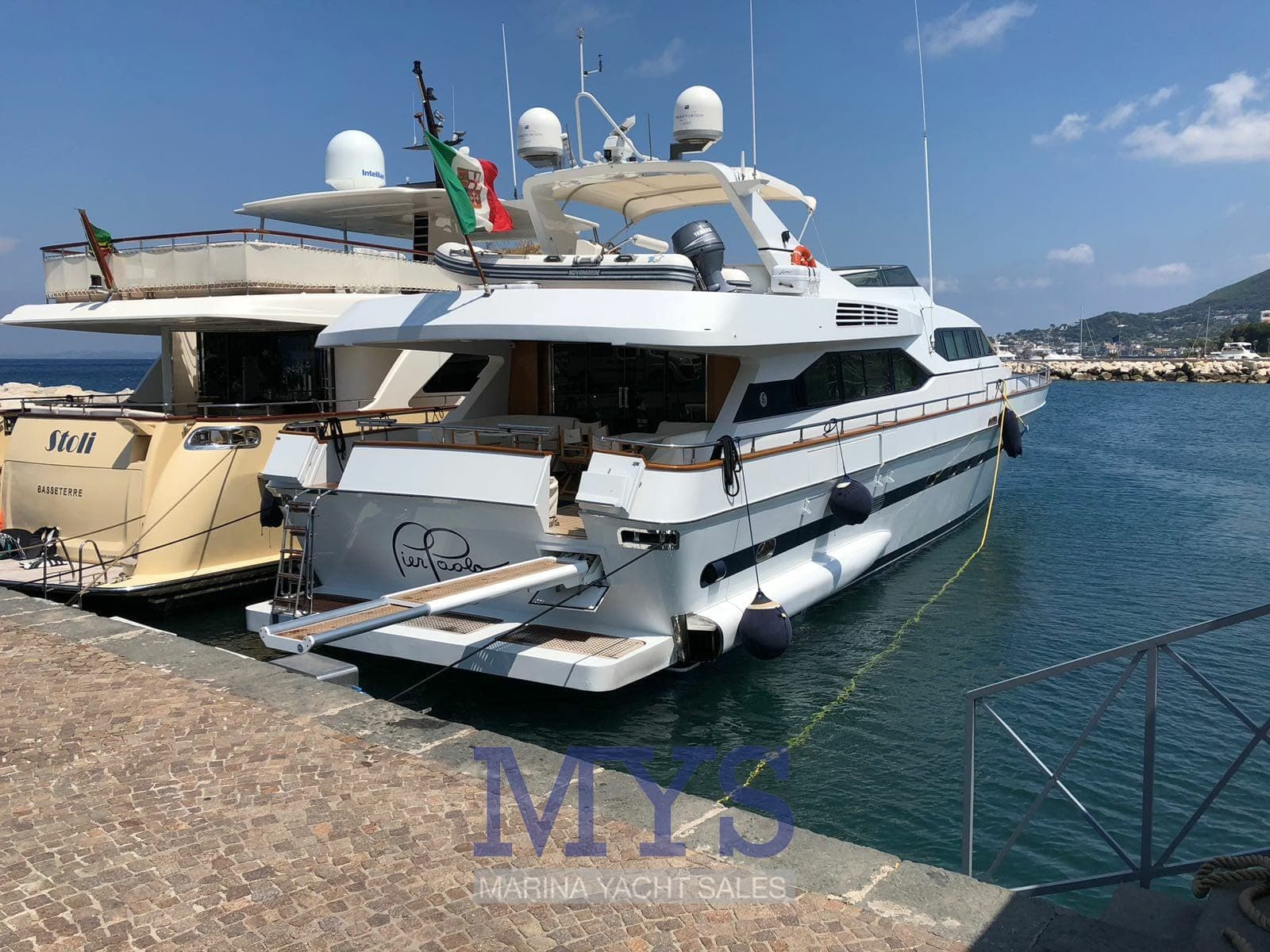 Castagnola Lady Sea - Deck View Castagnola Lady Sea - Deck View